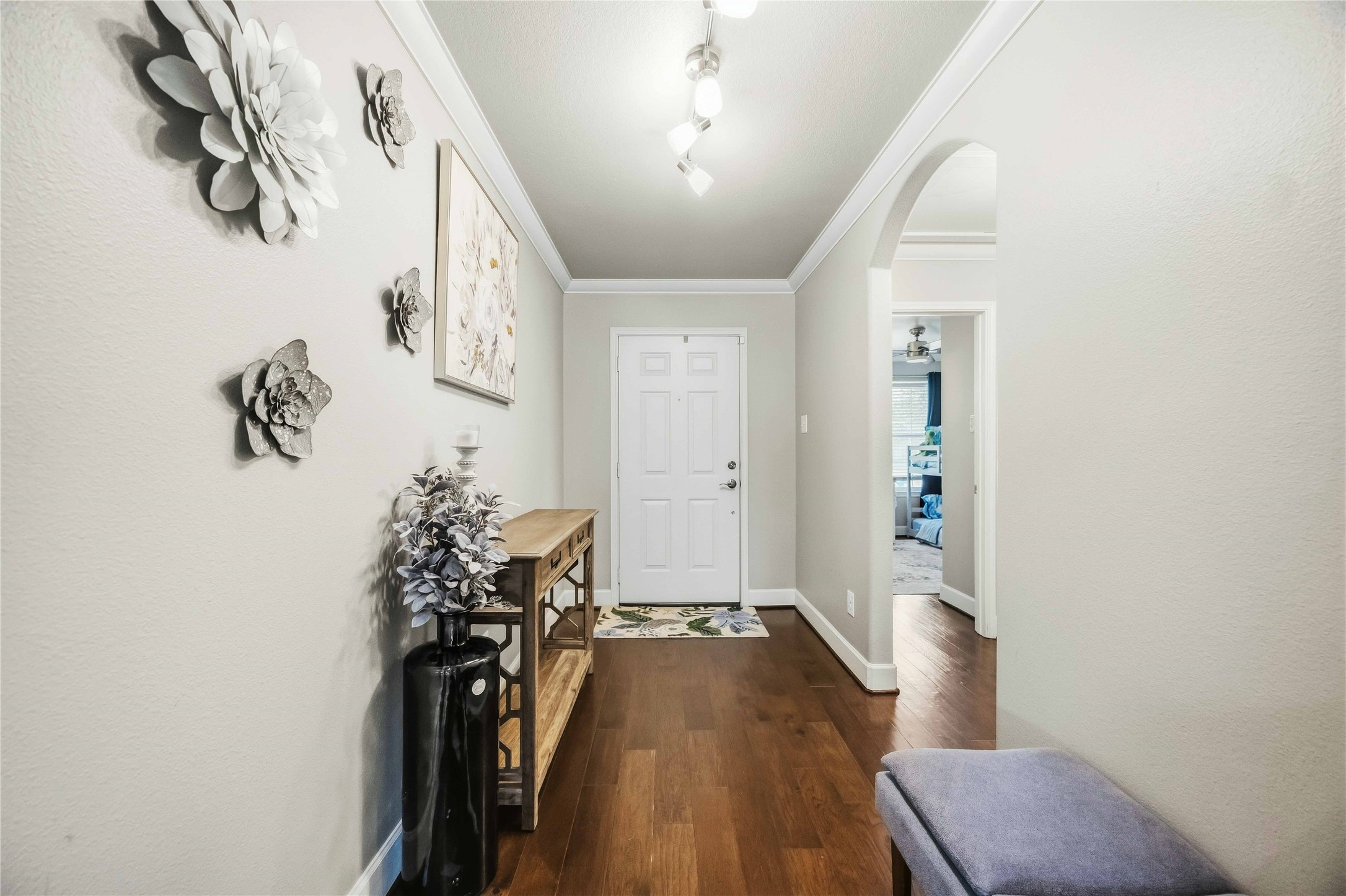 9903 Garnet Springs Drive Property Photo 4