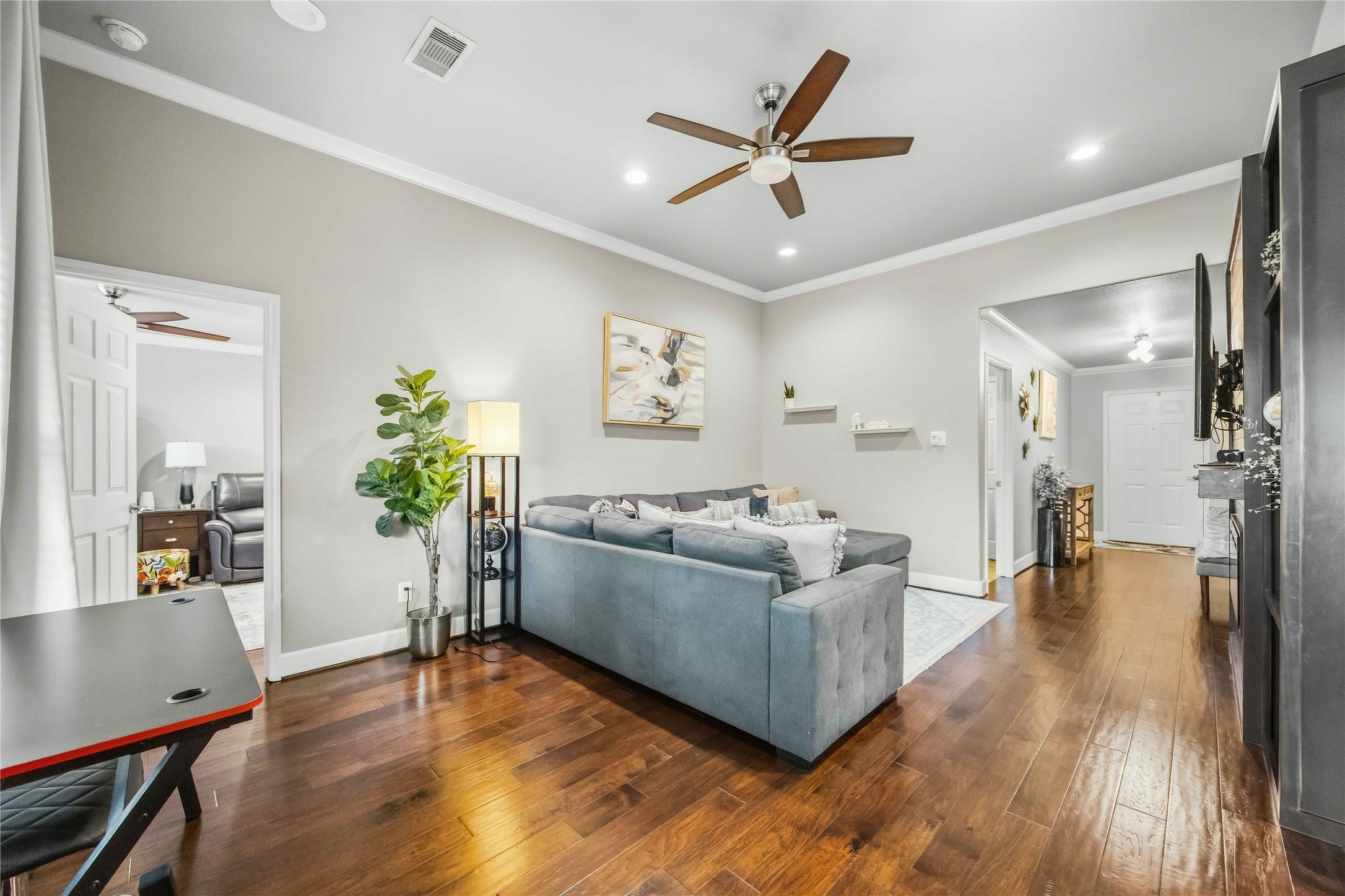9903 Garnet Springs Drive Property Photo 11