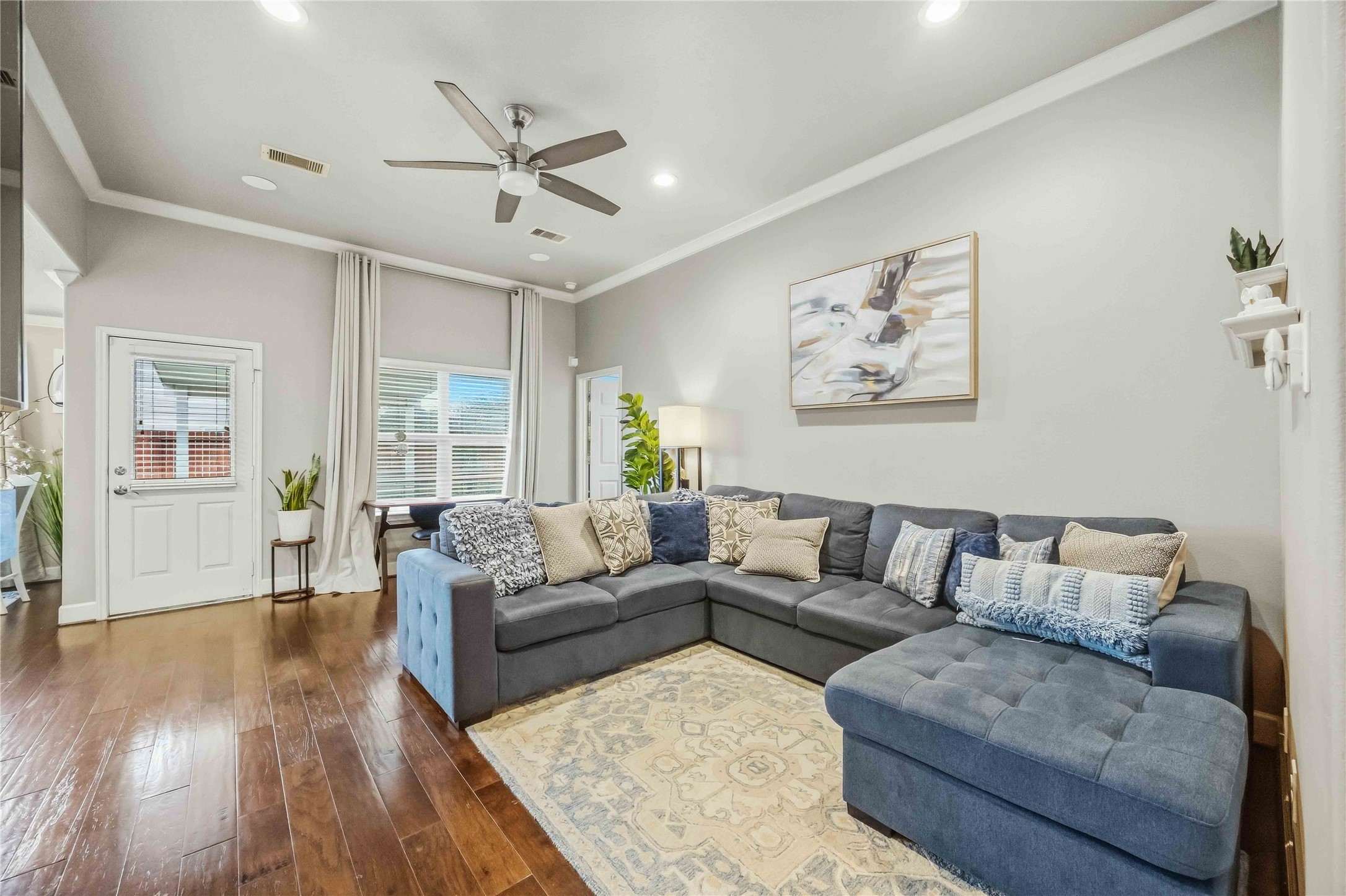 9903 Garnet Springs Drive Property Photo 12