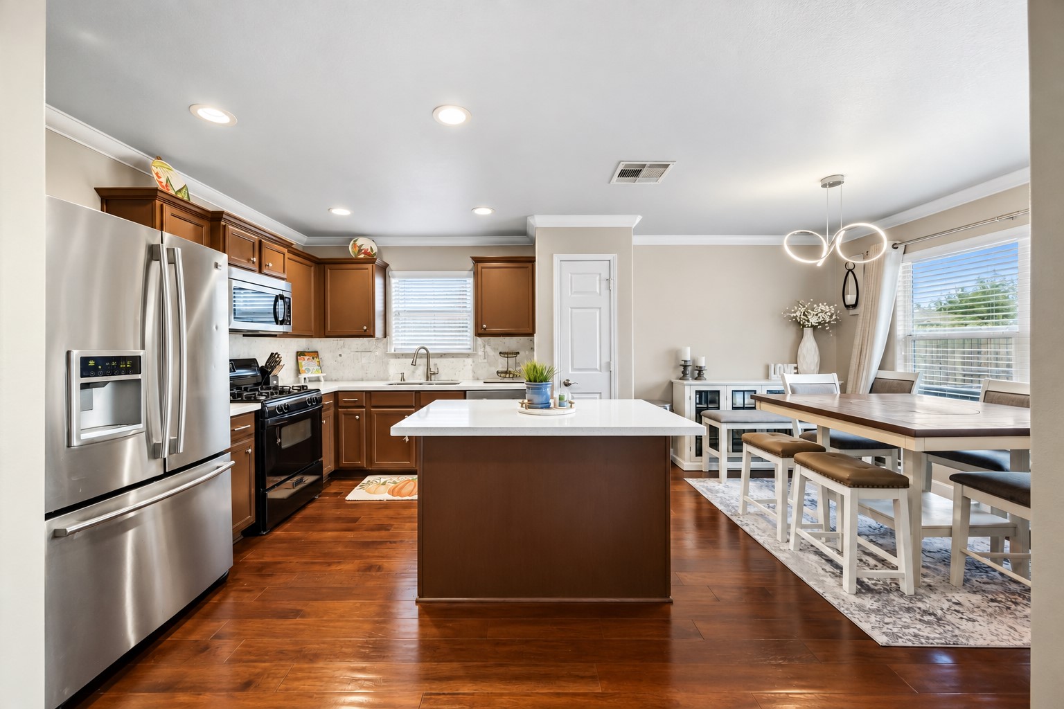 9903 Garnet Springs Drive Property Photo 15
