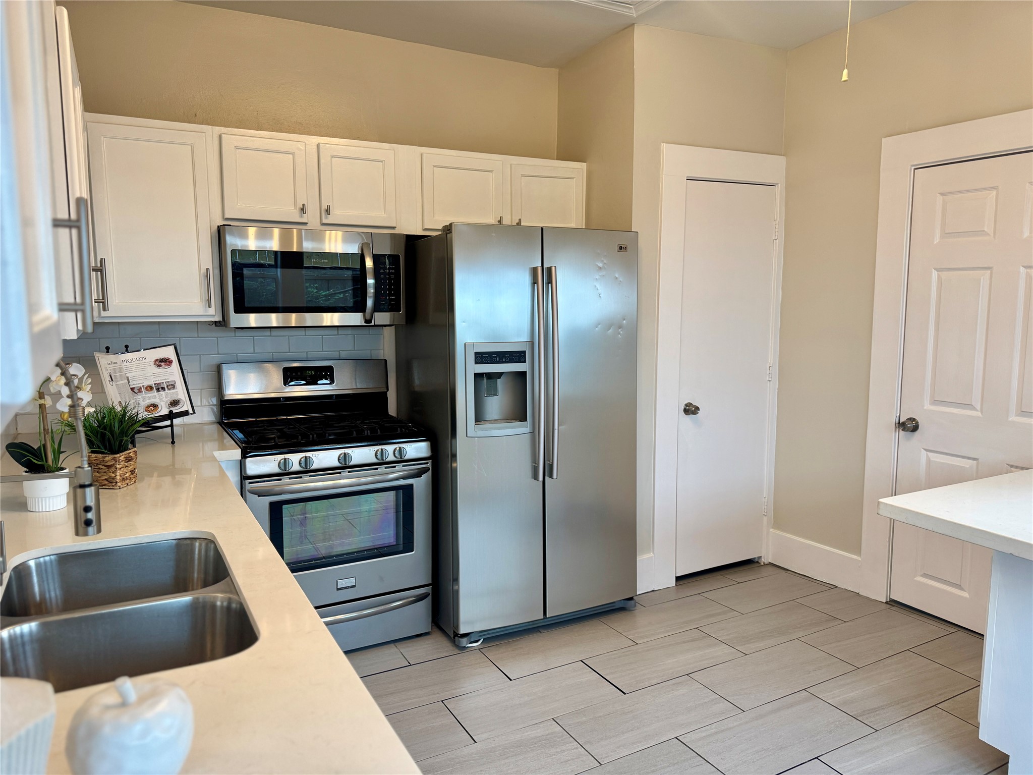 2009 Singleton Street Property Photo 10