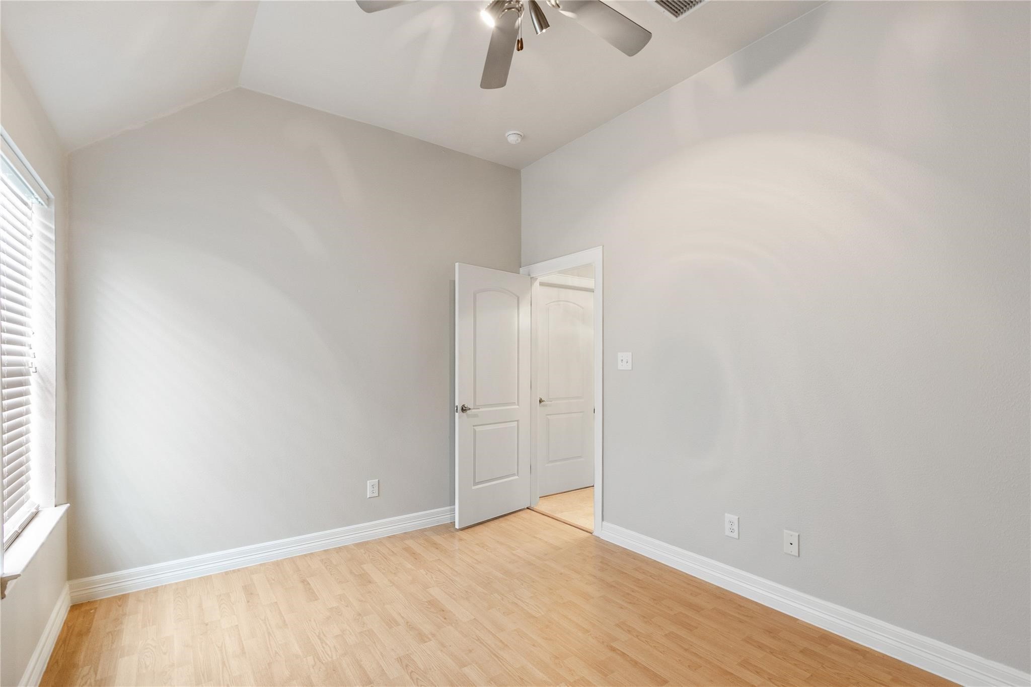 21922 Maybrook Court Property Photo 23