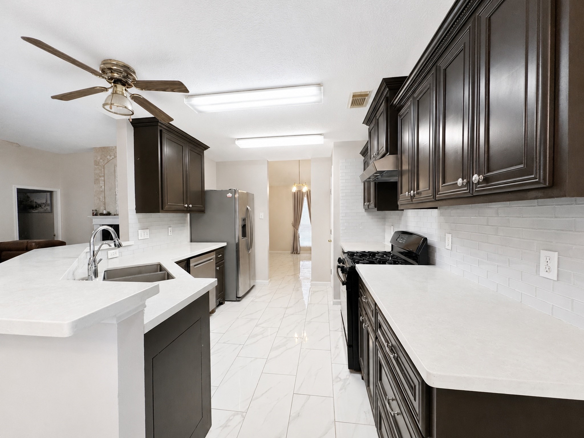 7111 Brockington Drive Property Photo 12