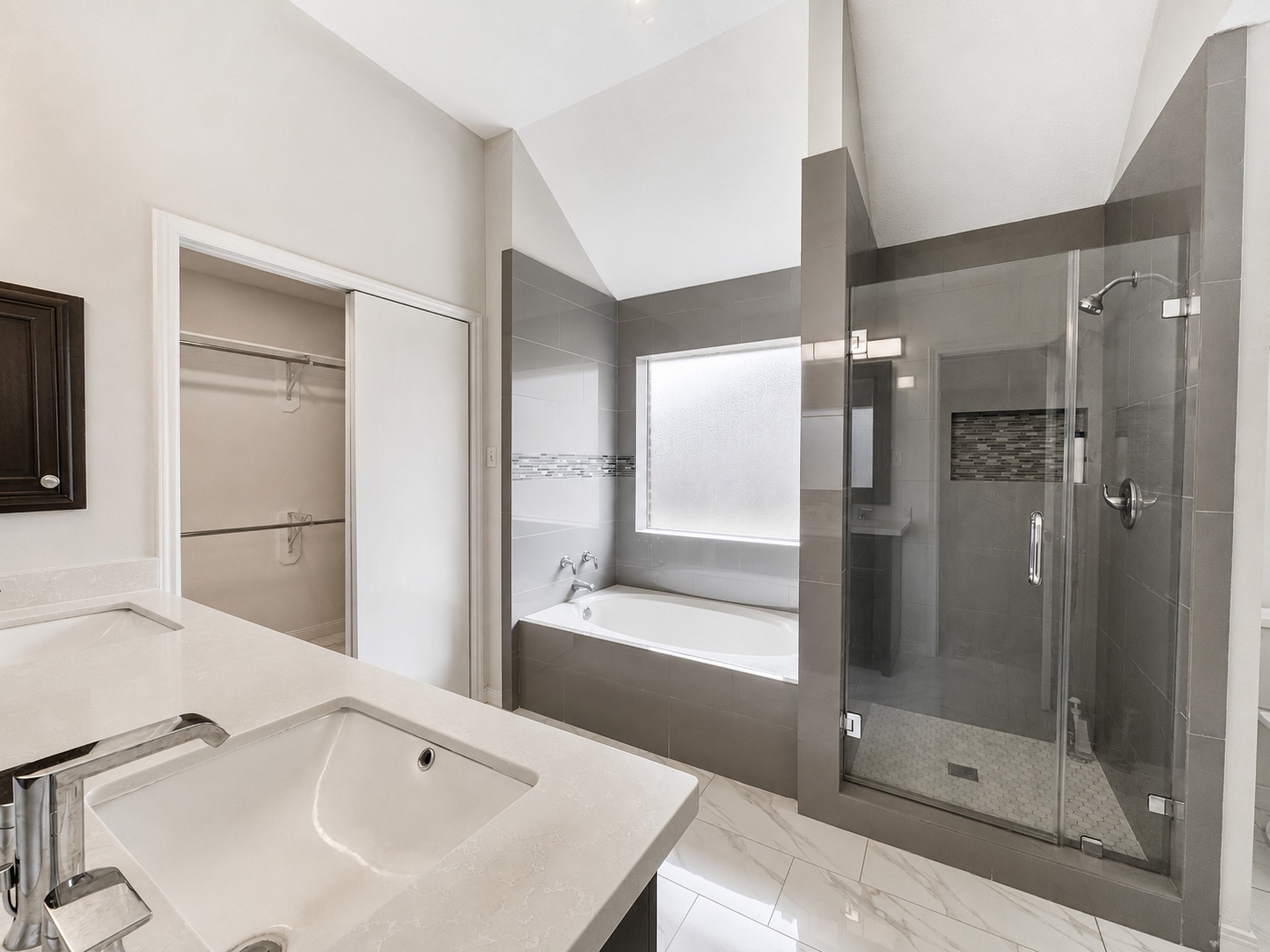 7111 Brockington Drive Property Photo 17