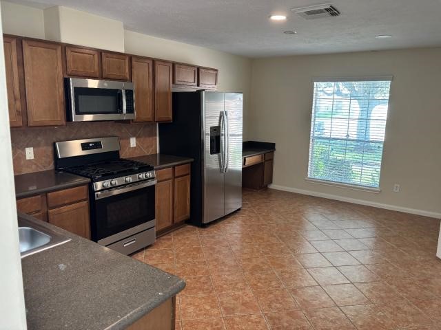 110 Rodeo Drive Property Photo 15