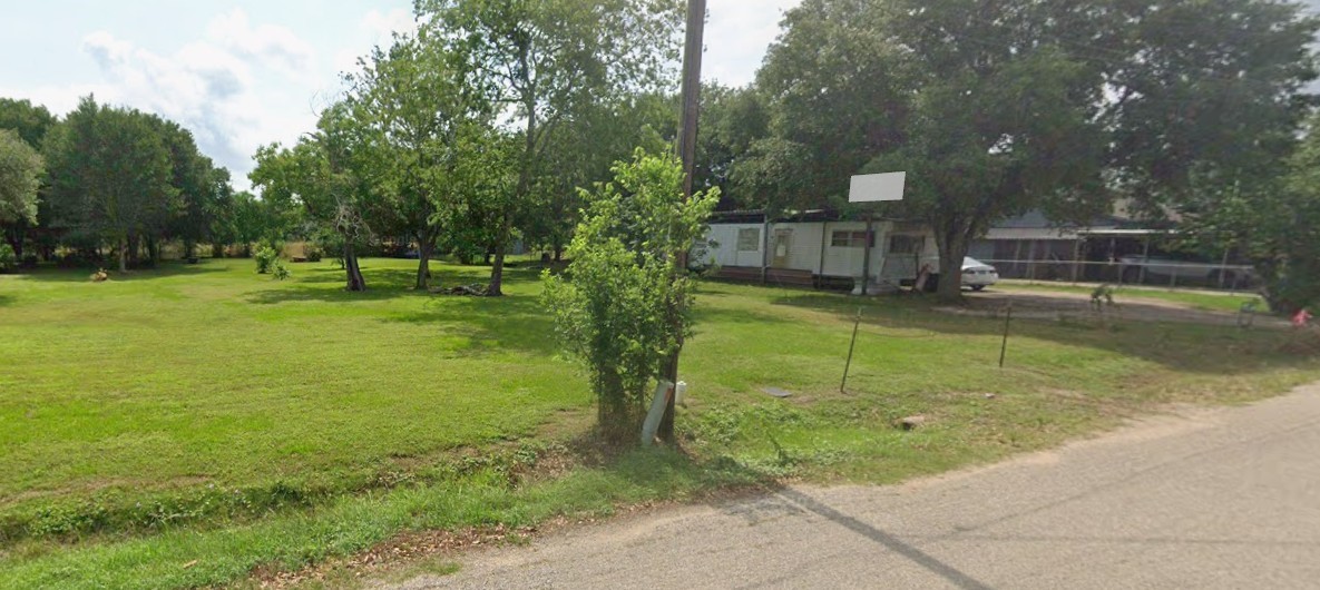 505 Roth Roads Property Photo 1