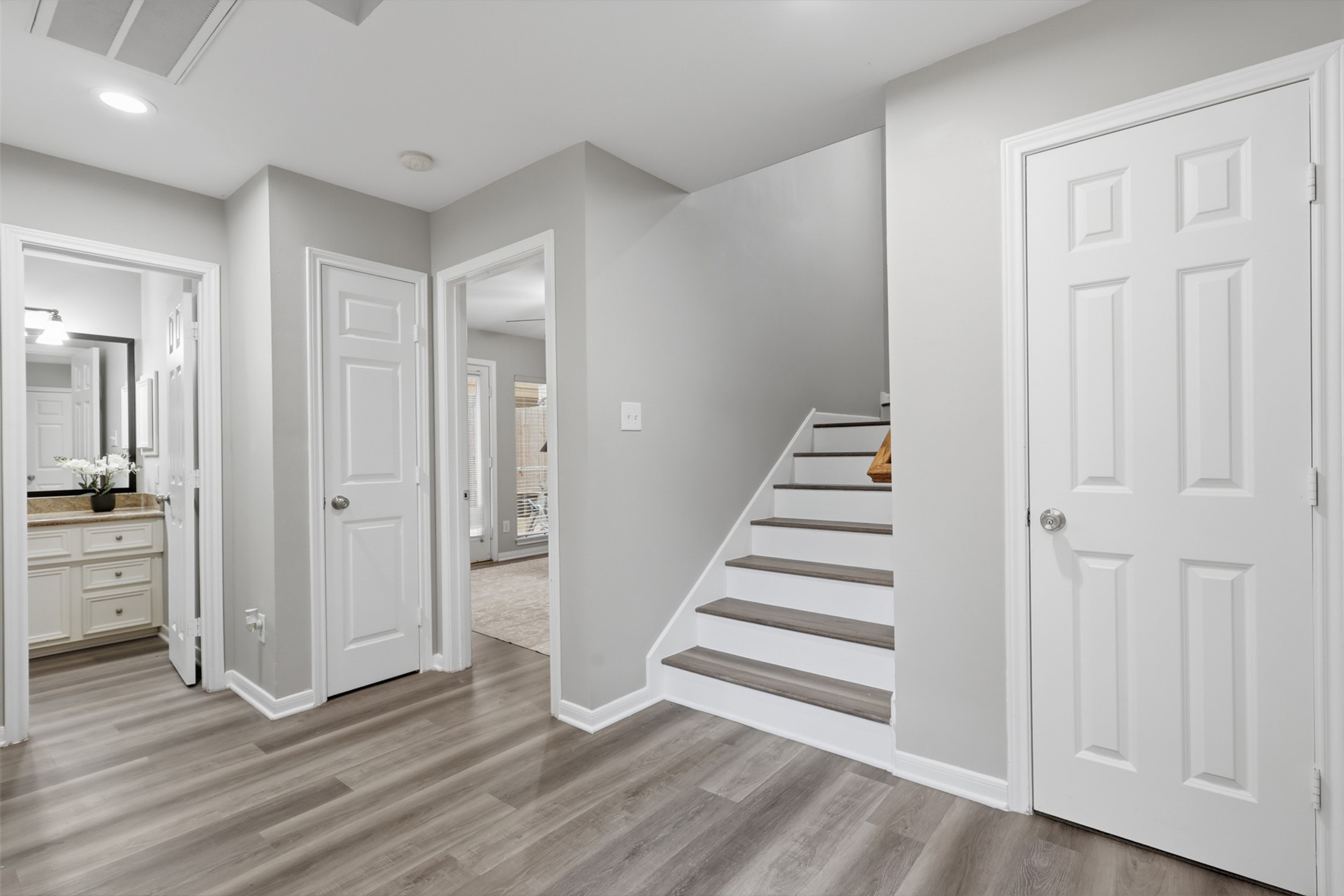 832 Cohn Street Property Photo 7