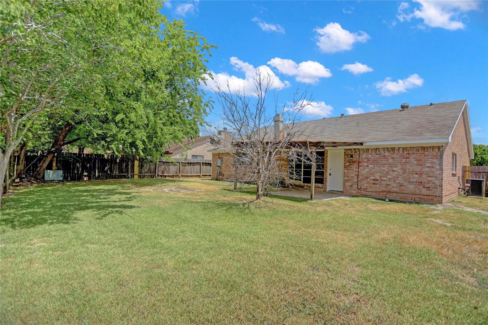 6919 Silver Star Drive Property Photo 17