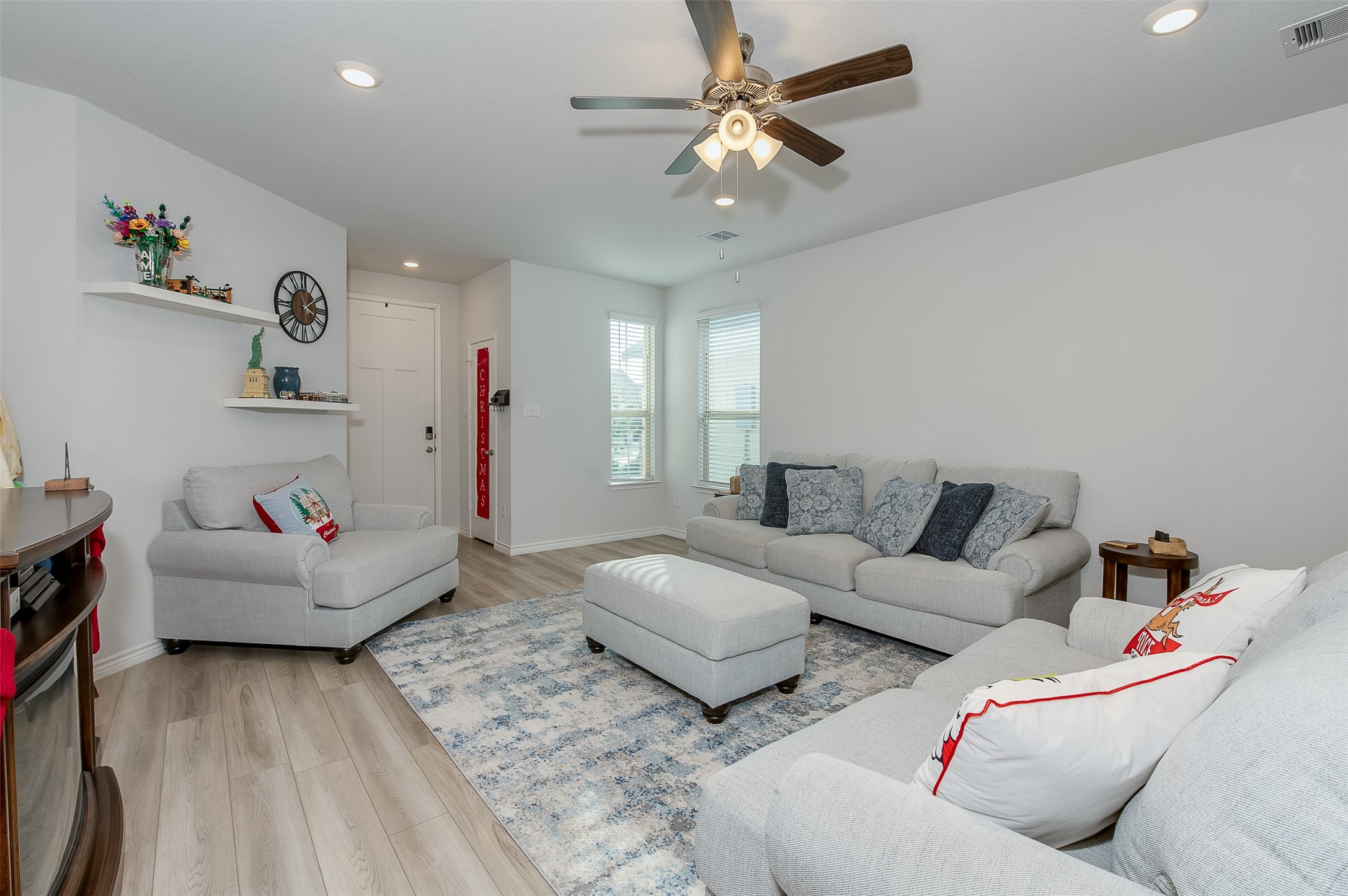 1071 Toledo Bend Drive Property Photo 8