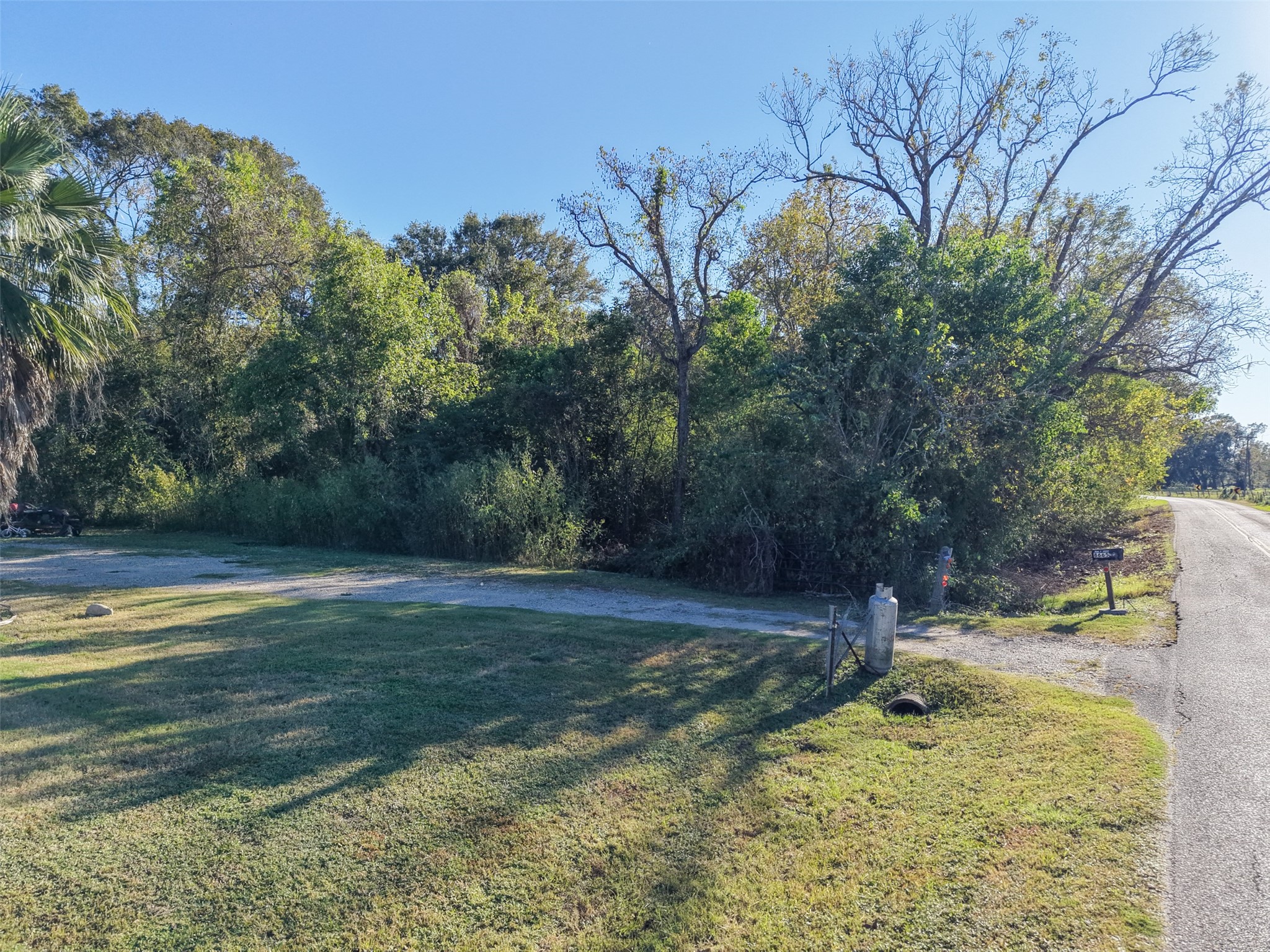 1836 County Road 318 Property Photo 4