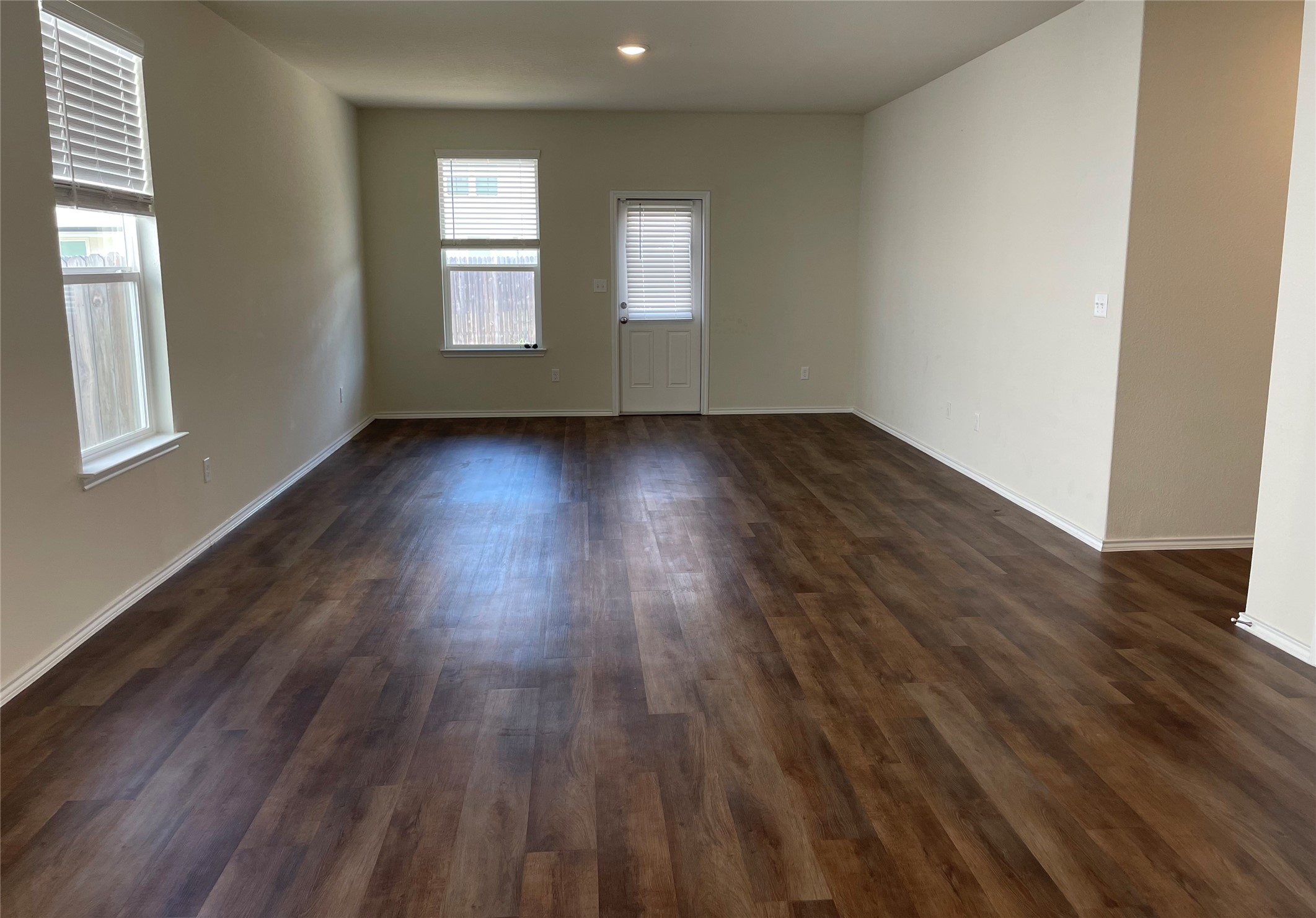10227 Bandwagon Property Photo 5
