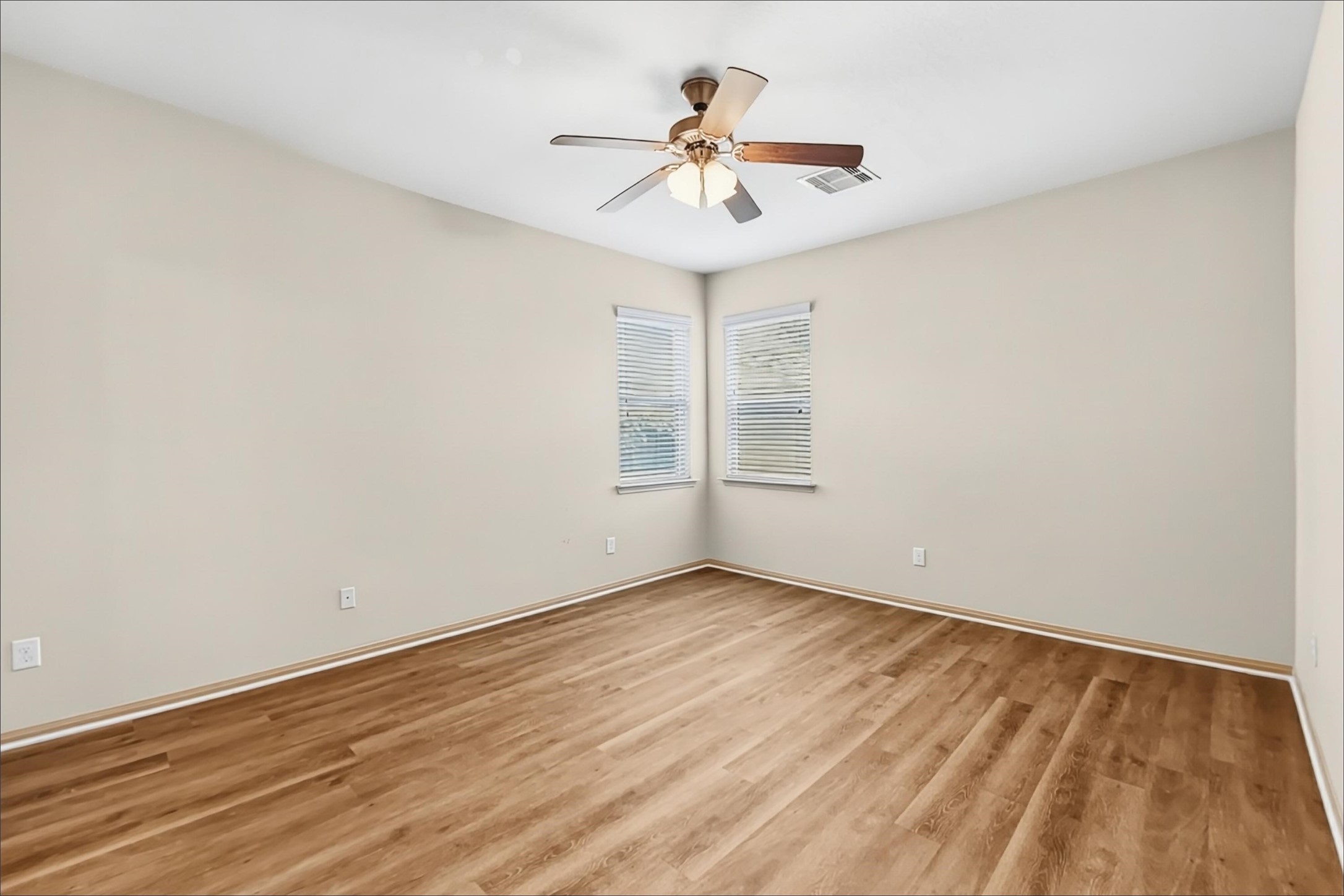 2201 Jefferson Crossing Drive Property Photo 8