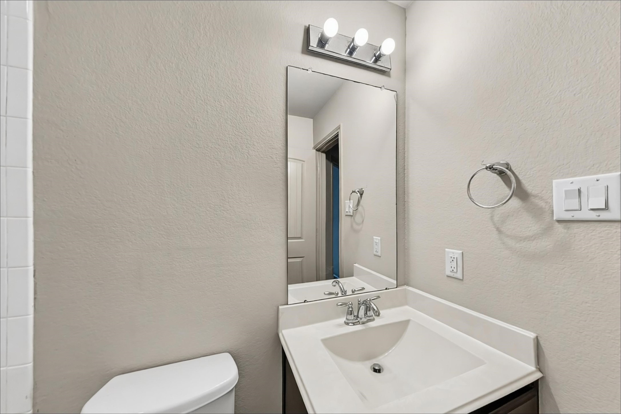 2201 Jefferson Crossing Drive Property Photo 14