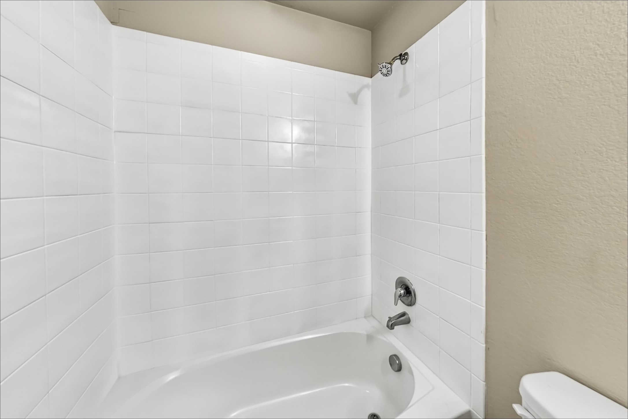 2201 Jefferson Crossing Drive Property Photo 15
