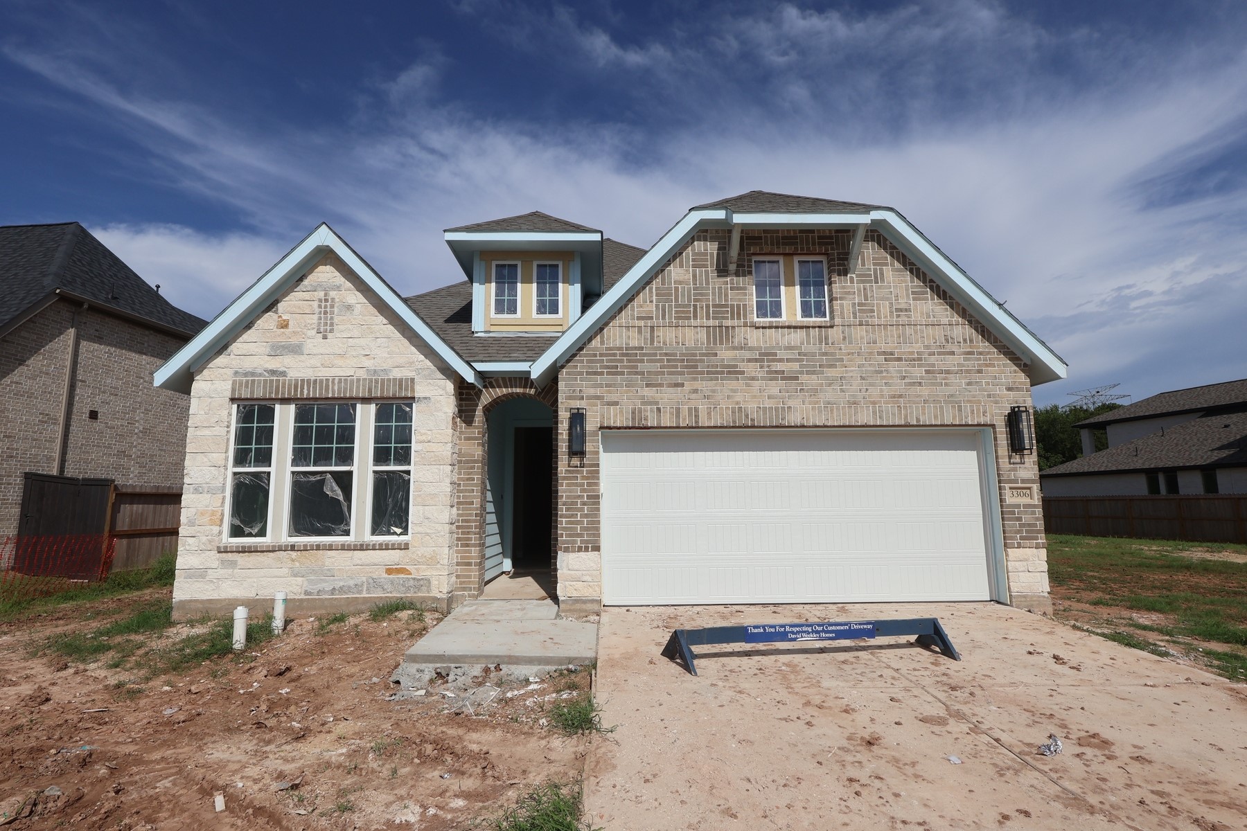 3306 Key Lime Drive Property Photo 2