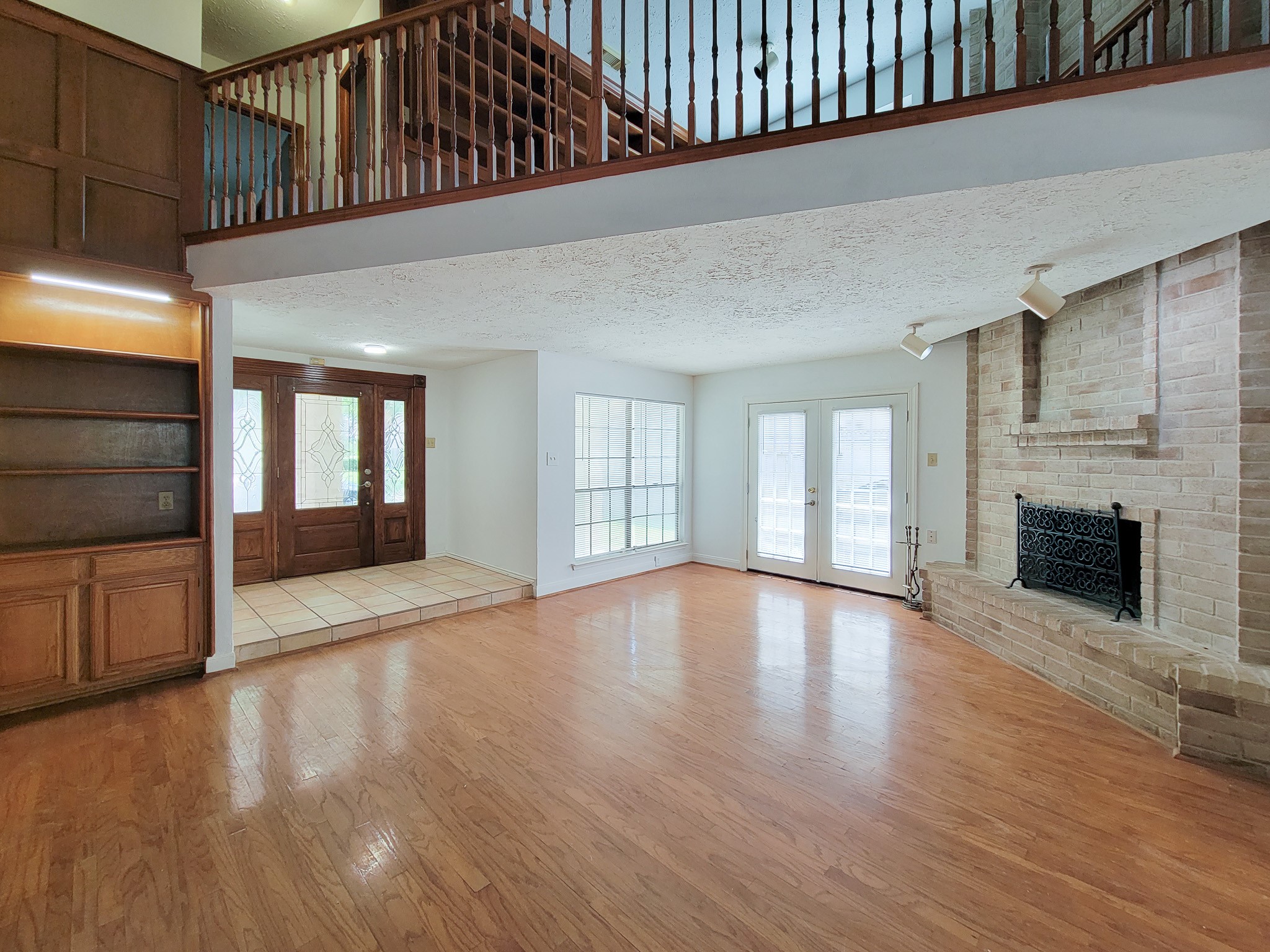 2030 Creek Valley Lane Property Photo 11