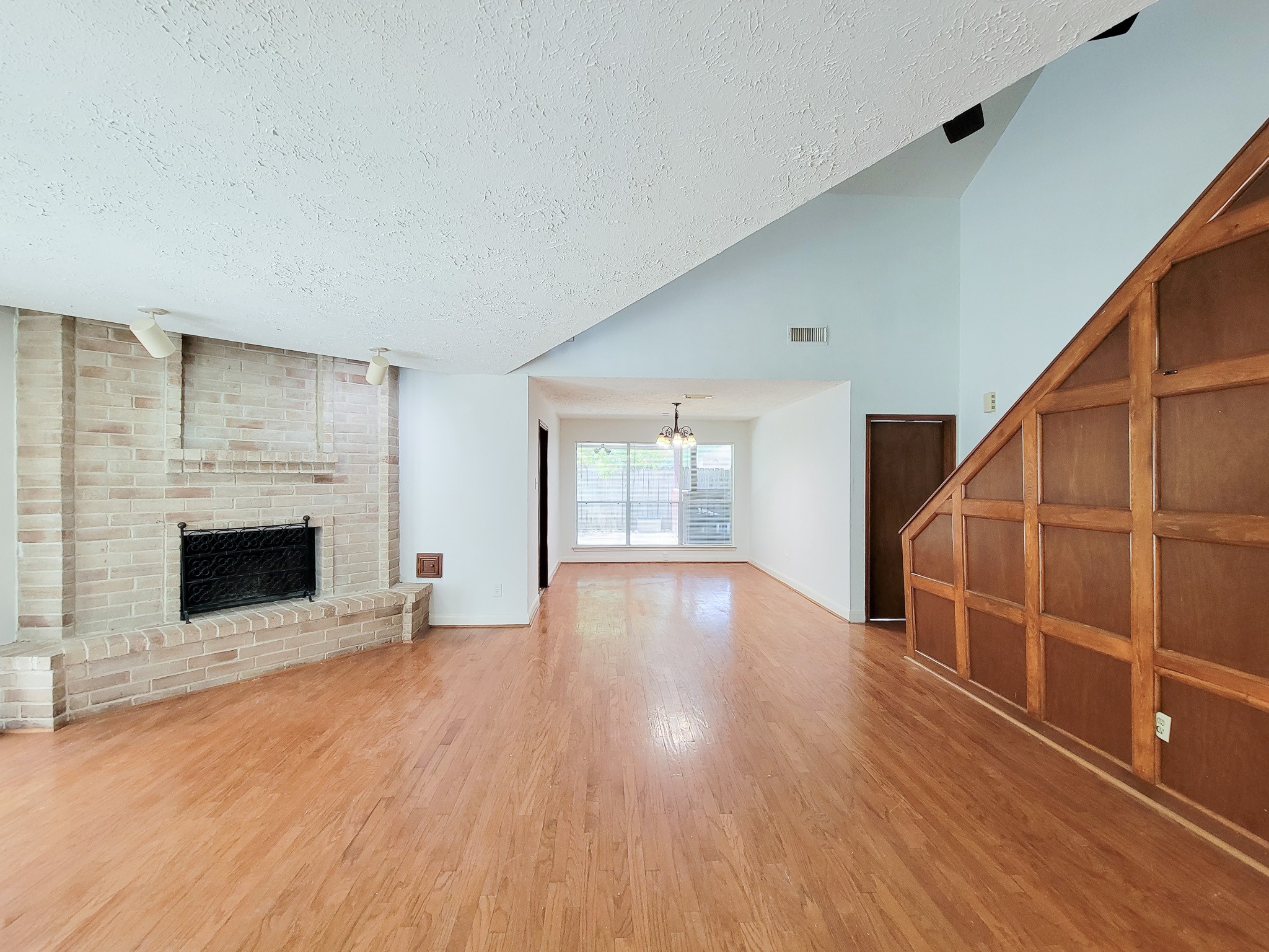 2030 Creek Valley Lane Property Photo 15
