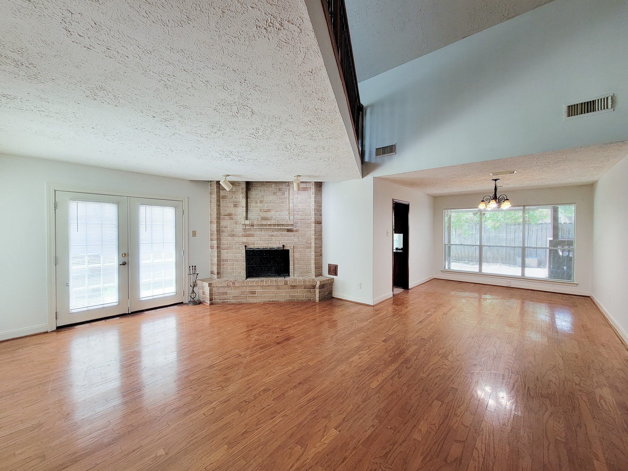 2030 Creek Valley Lane Property Photo 16