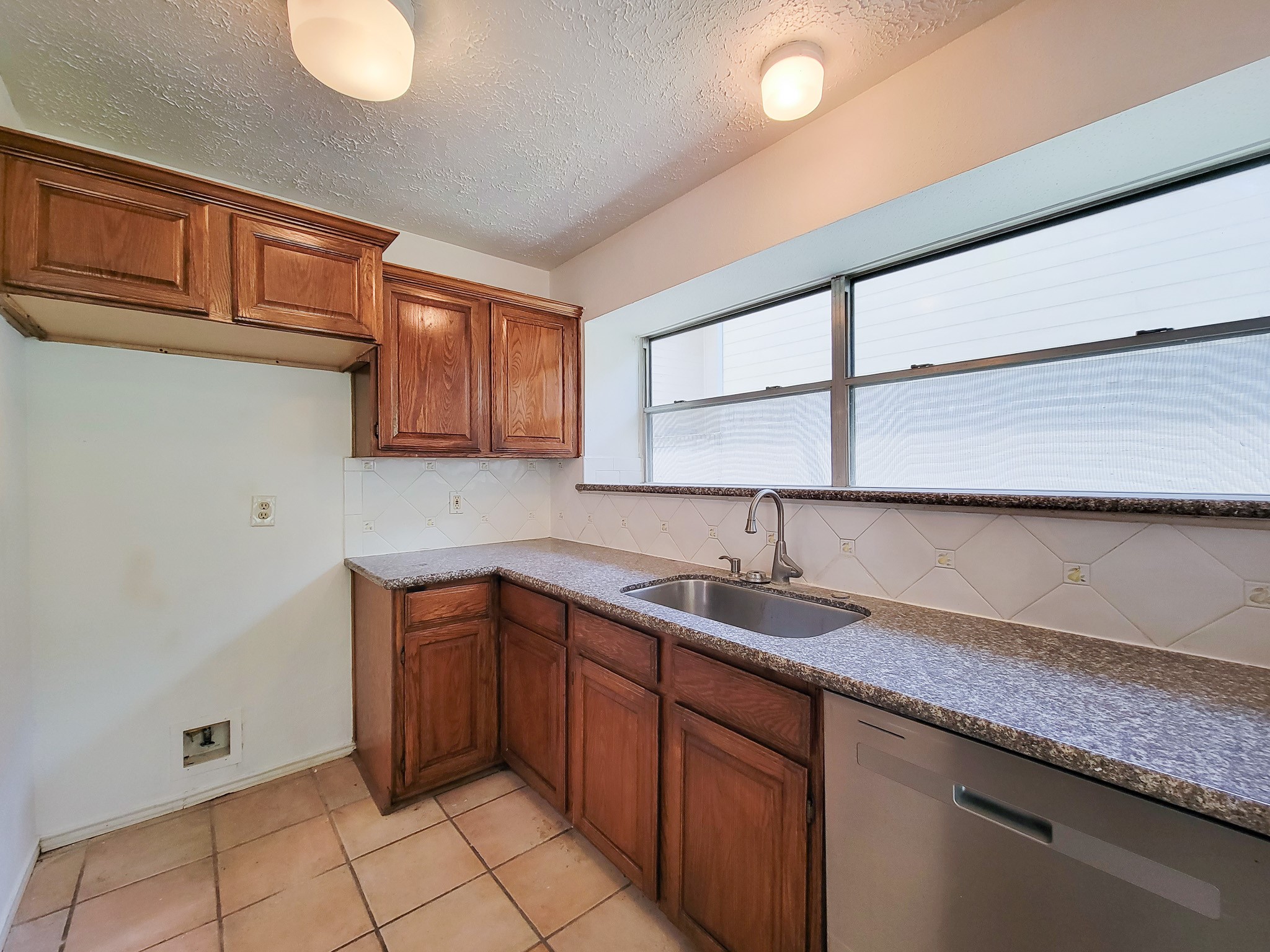 2030 Creek Valley Lane Property Photo 23