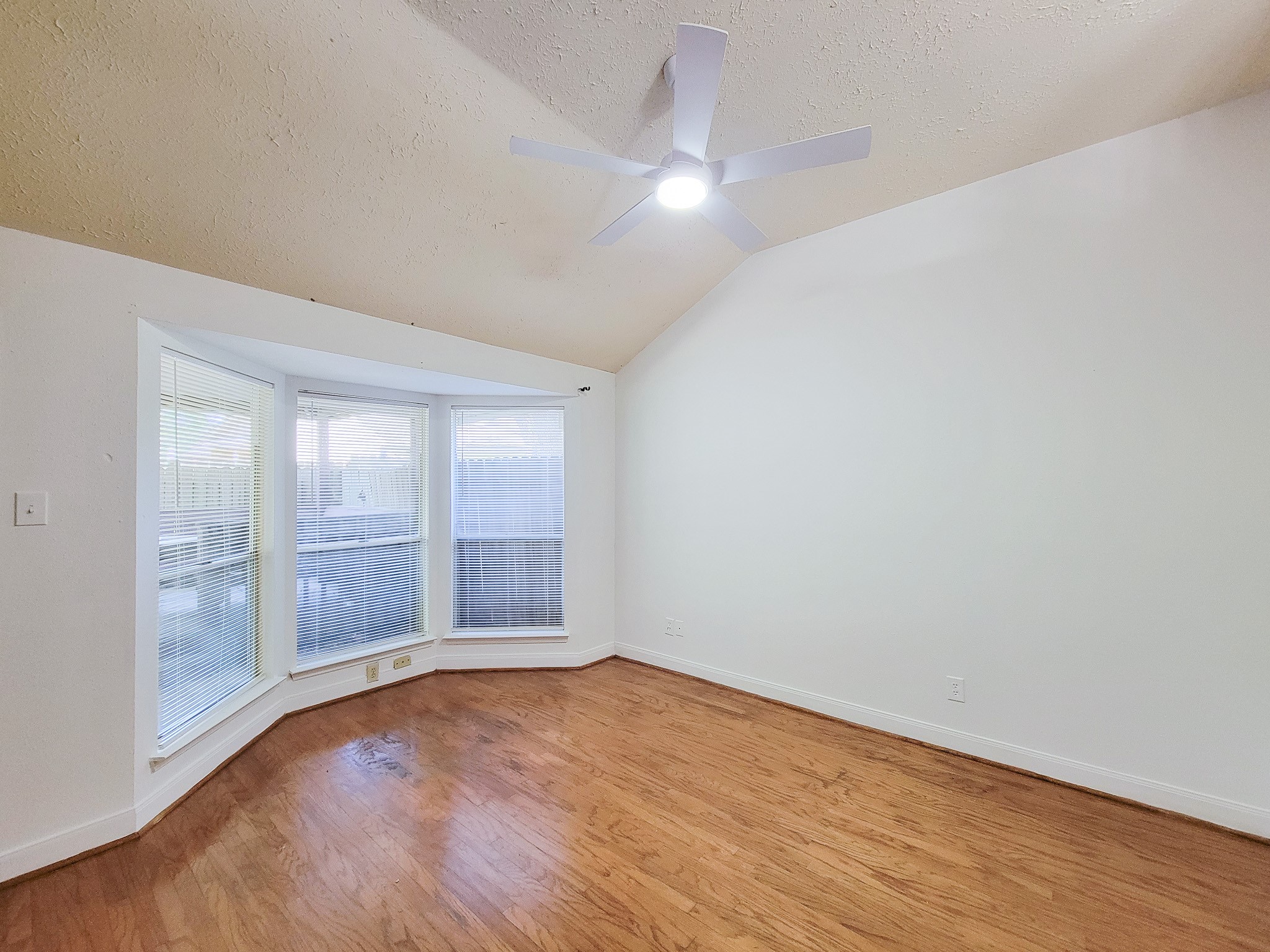 2030 Creek Valley Lane Property Photo 25