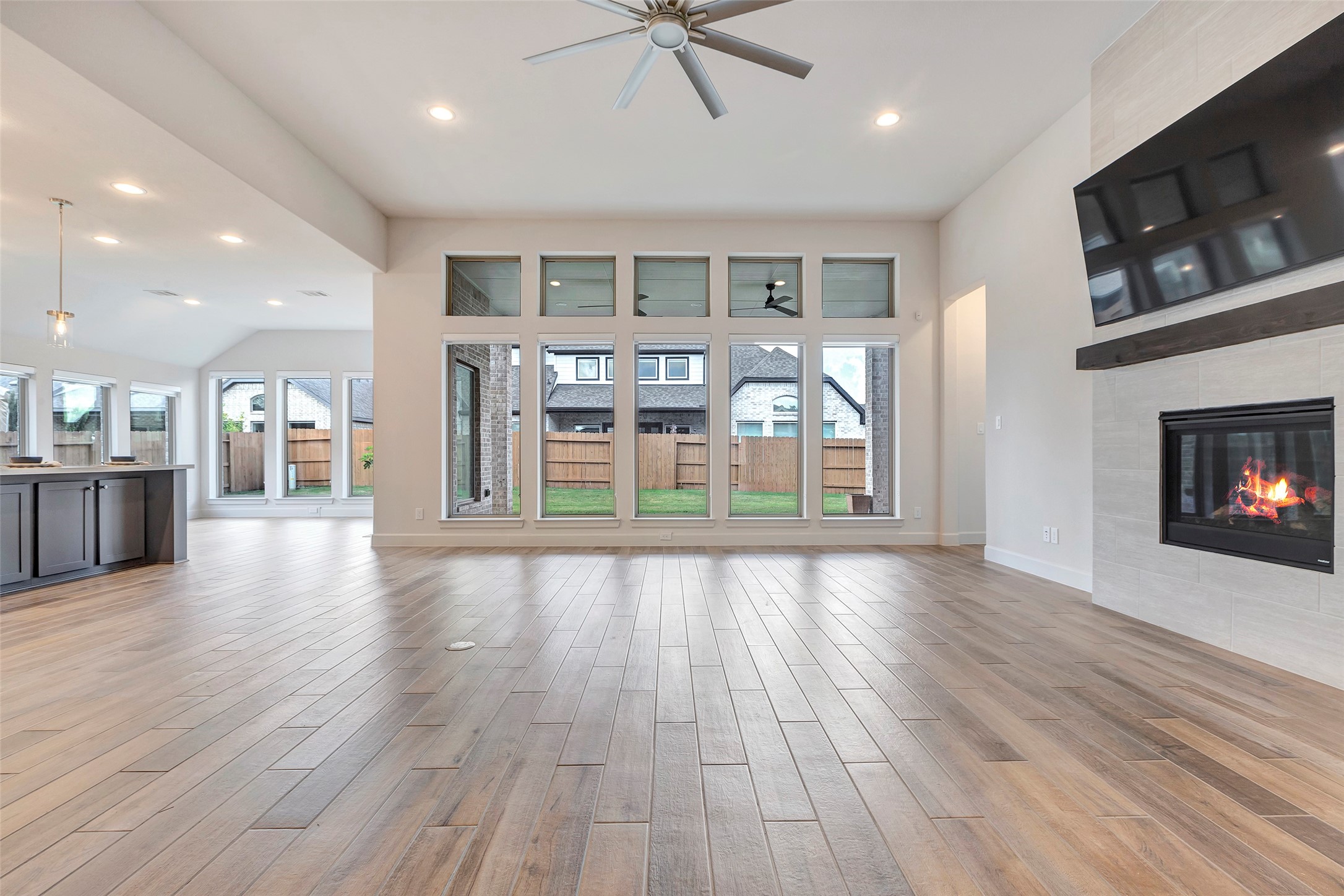 30527 Watershed Way Property Photo 9