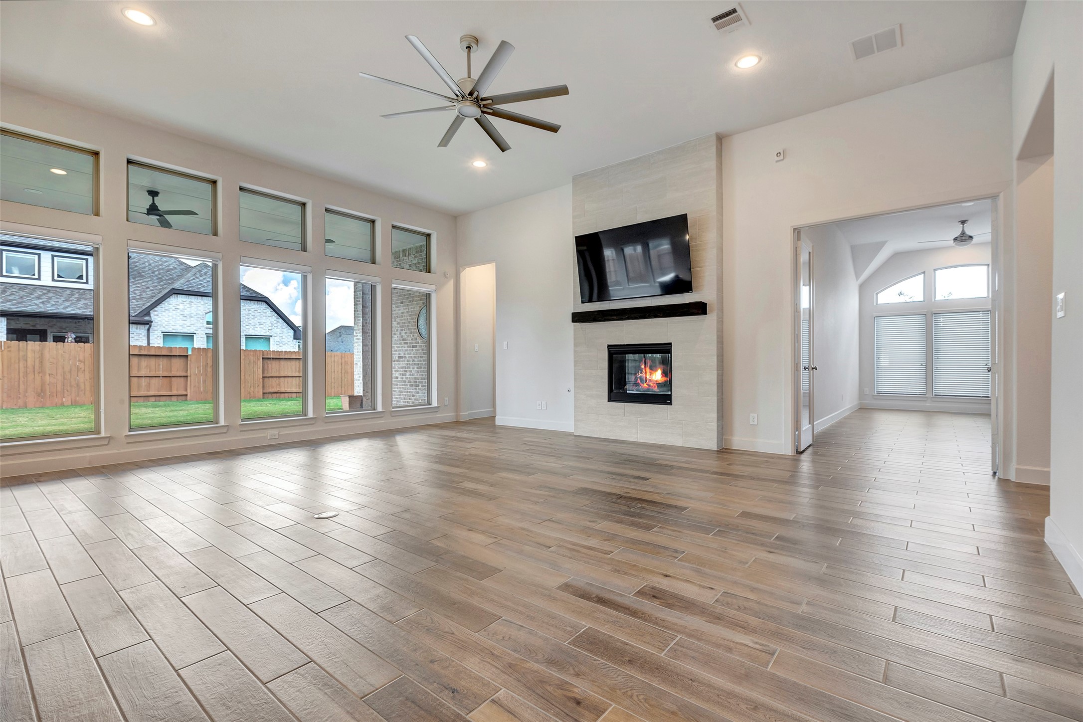 30527 Watershed Way Property Photo 10