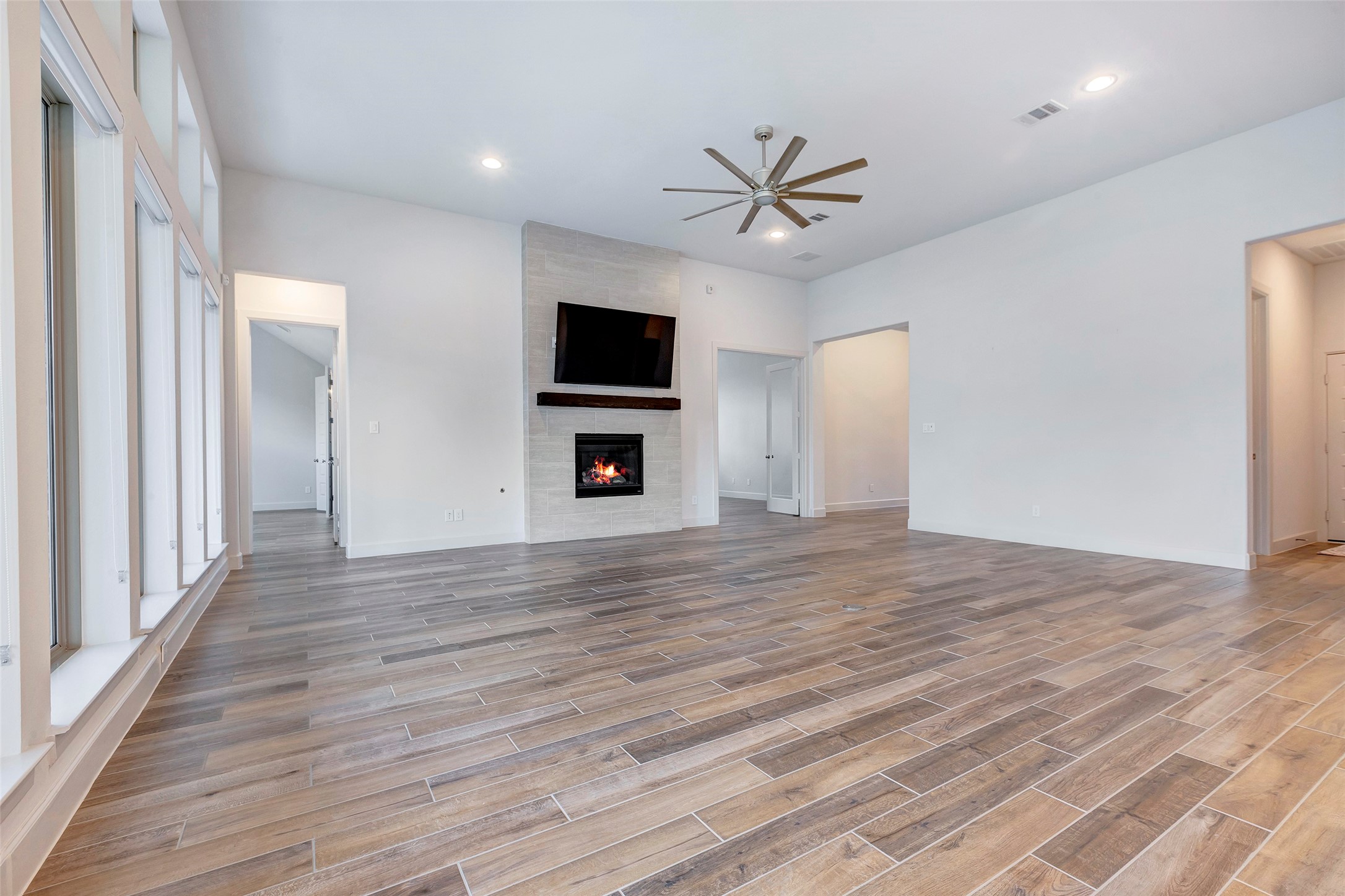 30527 Watershed Way Property Photo 11