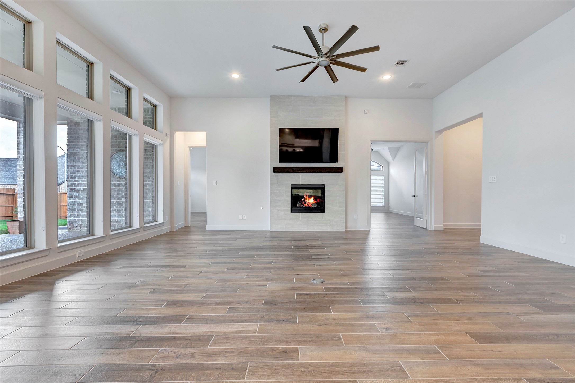 30527 Watershed Way Property Photo 12