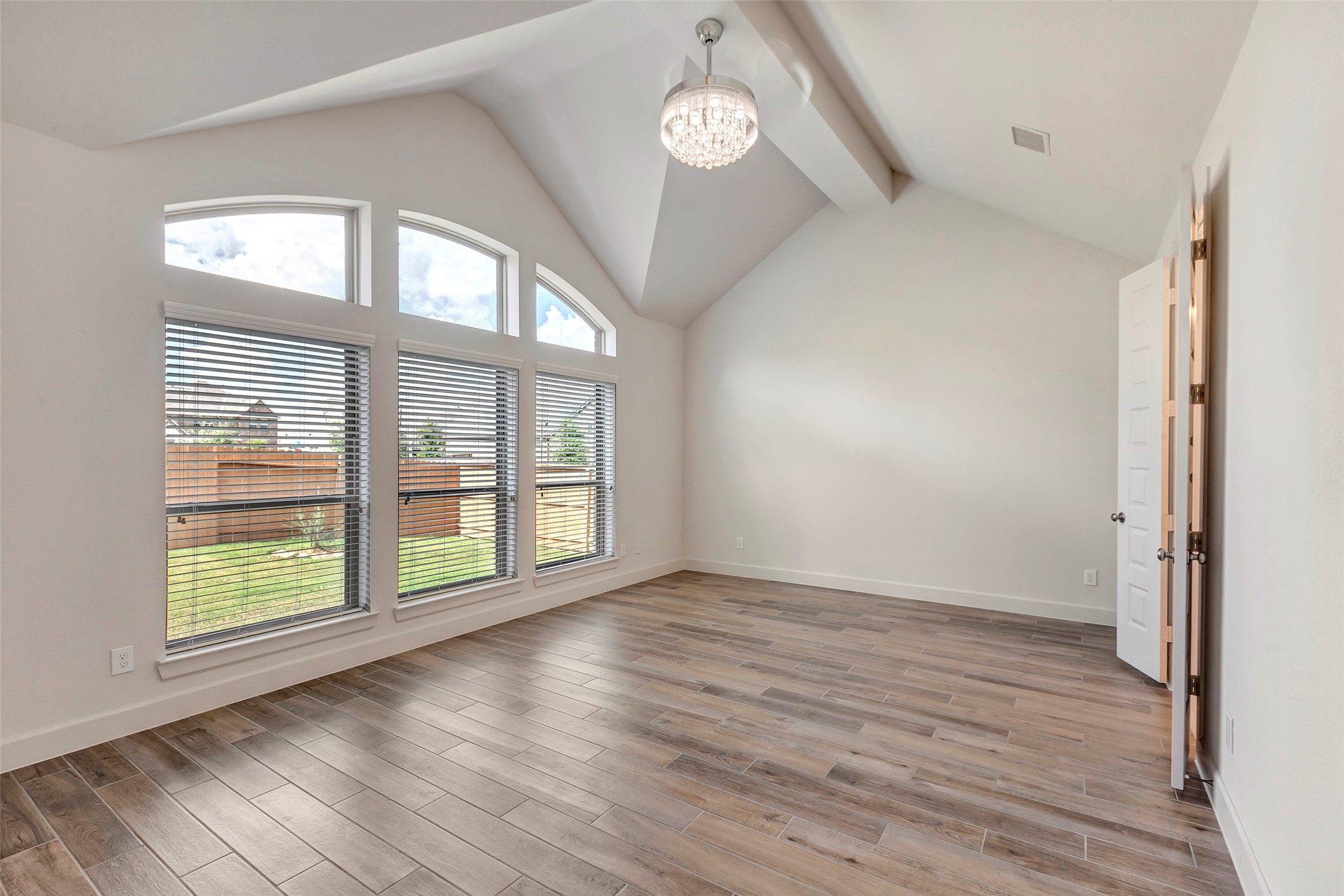 30527 Watershed Way Property Photo 25
