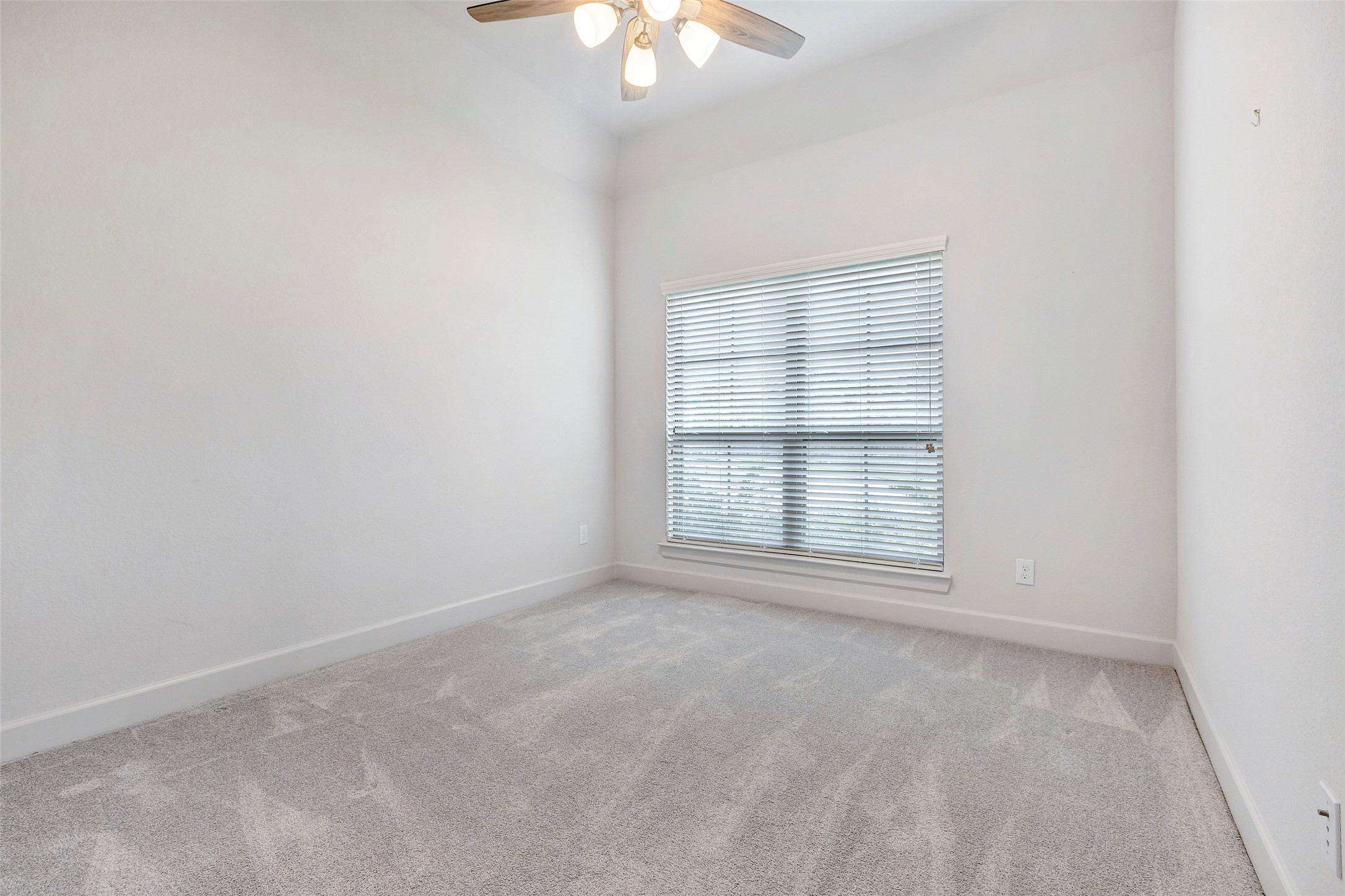 30527 Watershed Way Property Photo 30