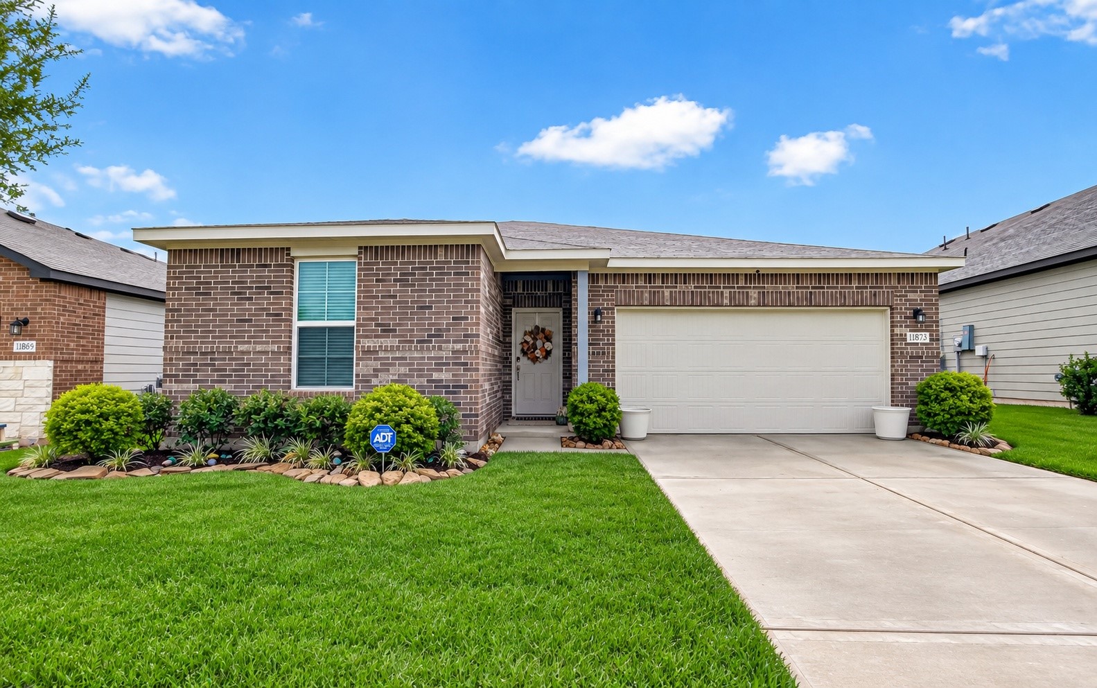 11873 Whirlaway Drive Property Photo 1