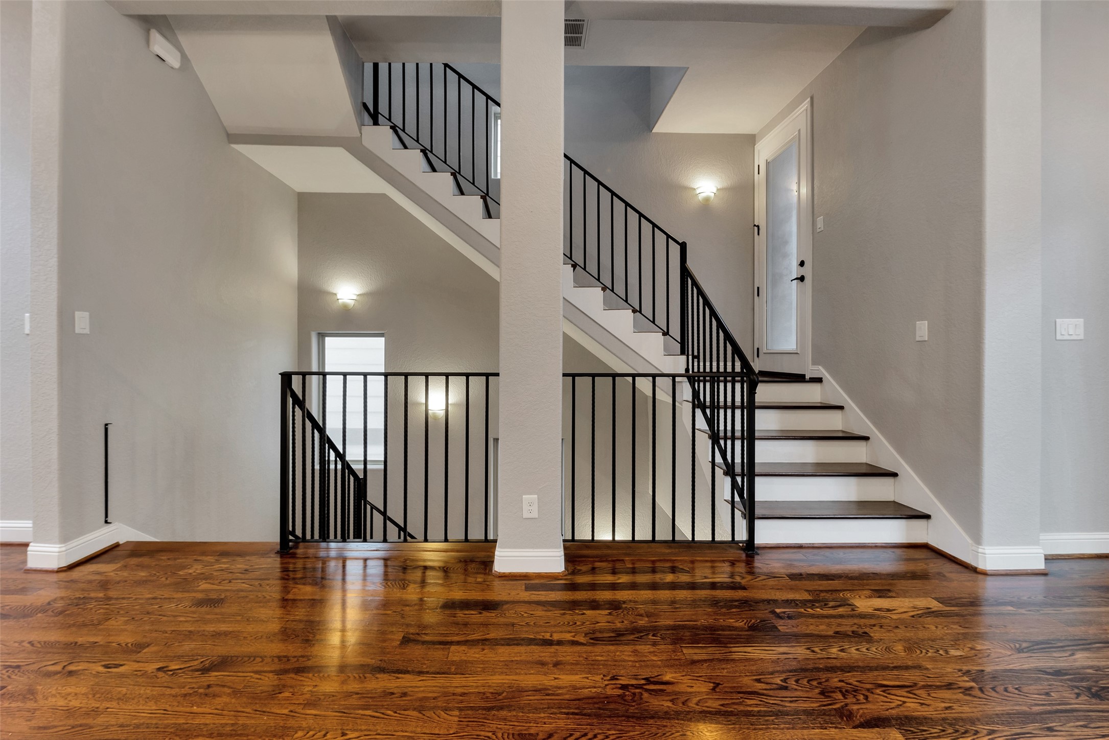 1025 W 21st Street C Property Photo 17