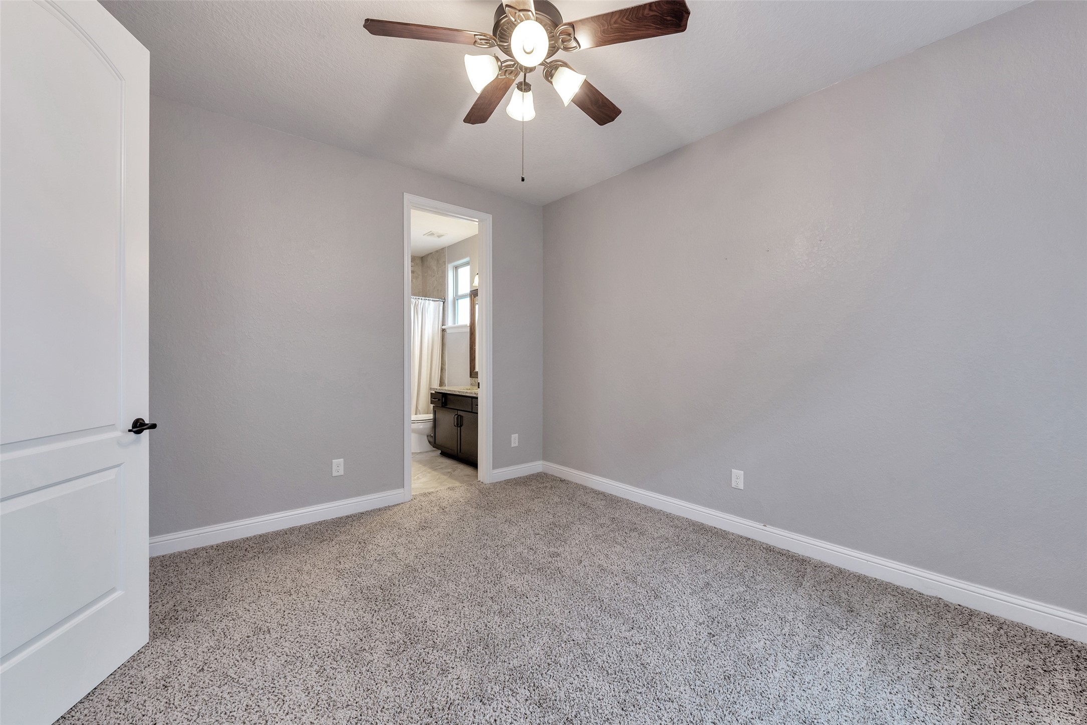 1025 W 21st Street C Property Photo 35