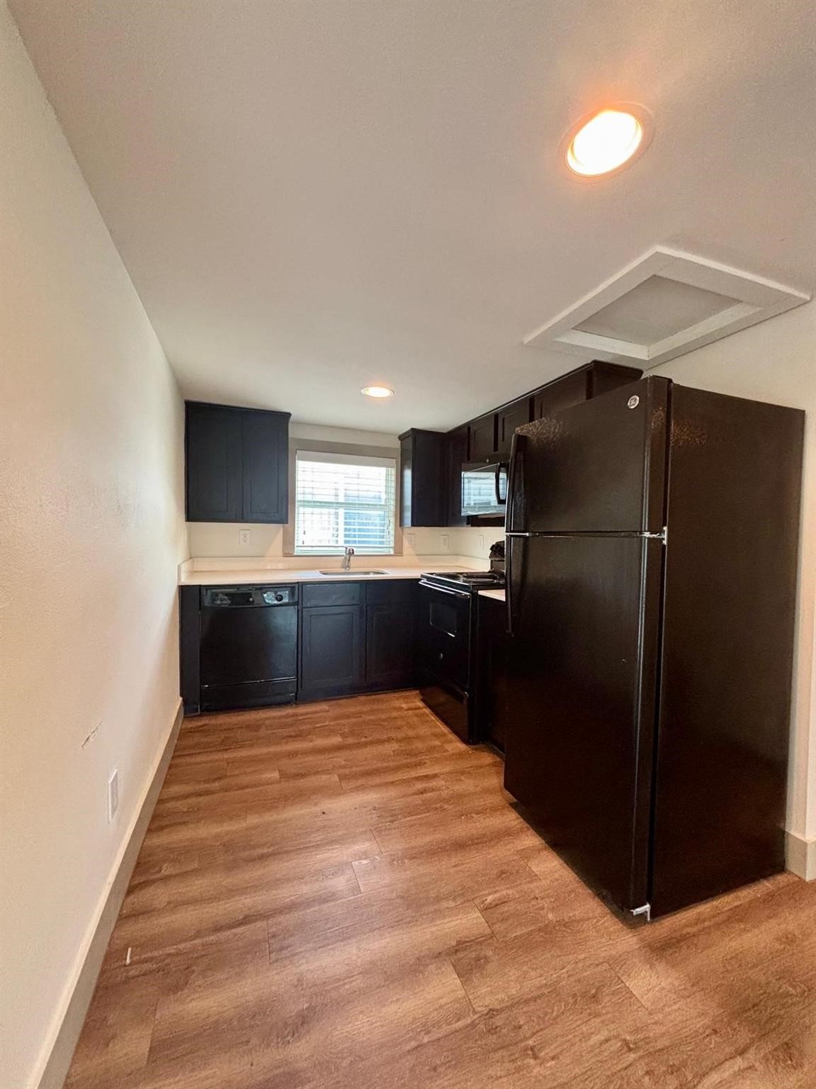 1009 Enid Street B Property Photo 9
