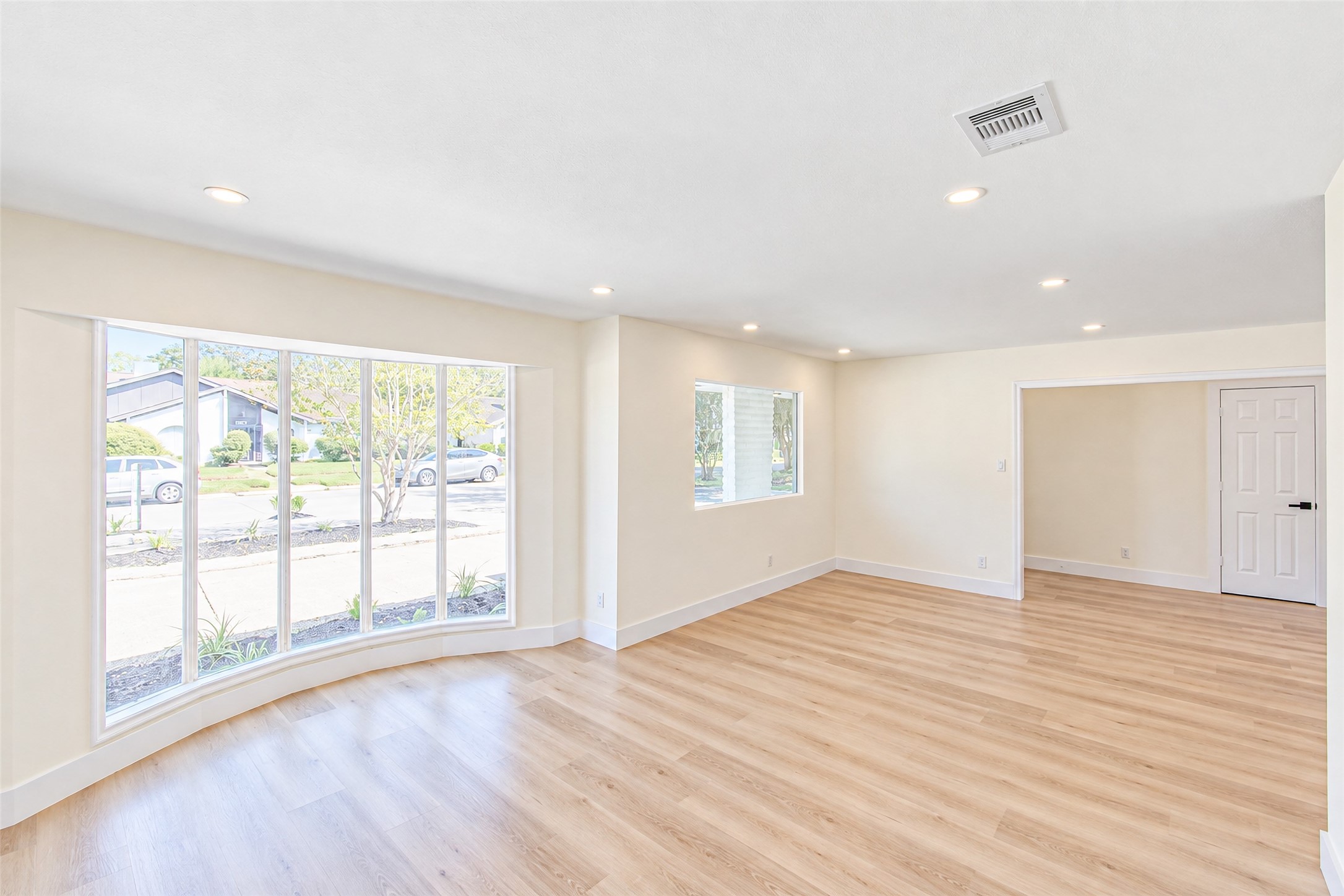 7623 Braes Meadow Drive Property Photo 7