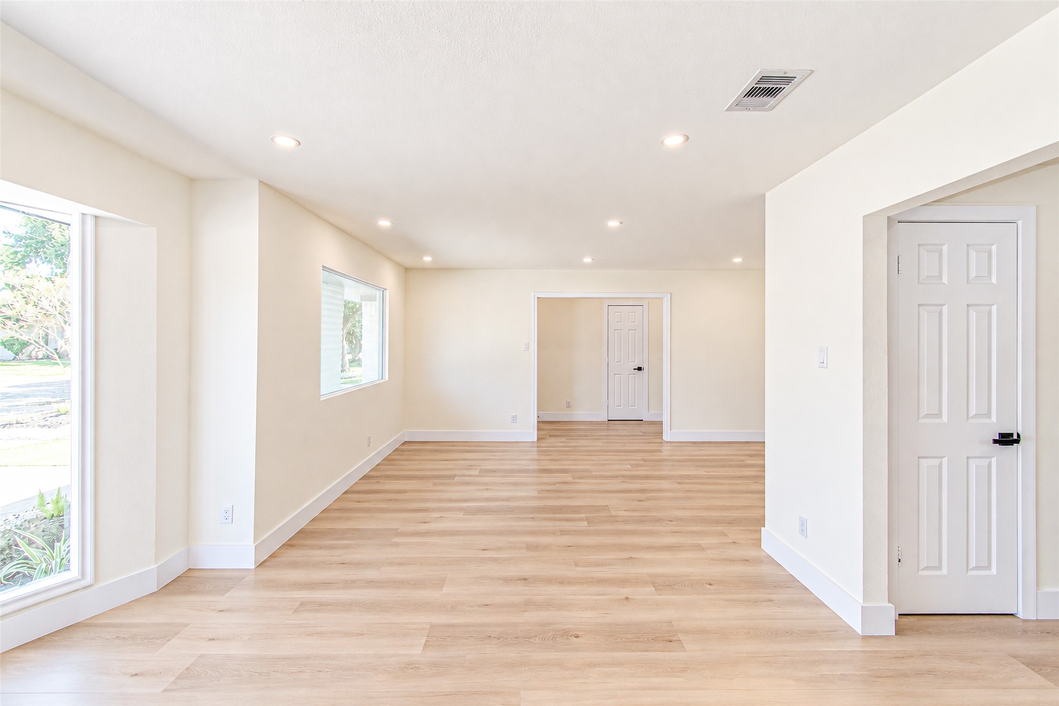 7623 Braes Meadow Drive Property Photo 8