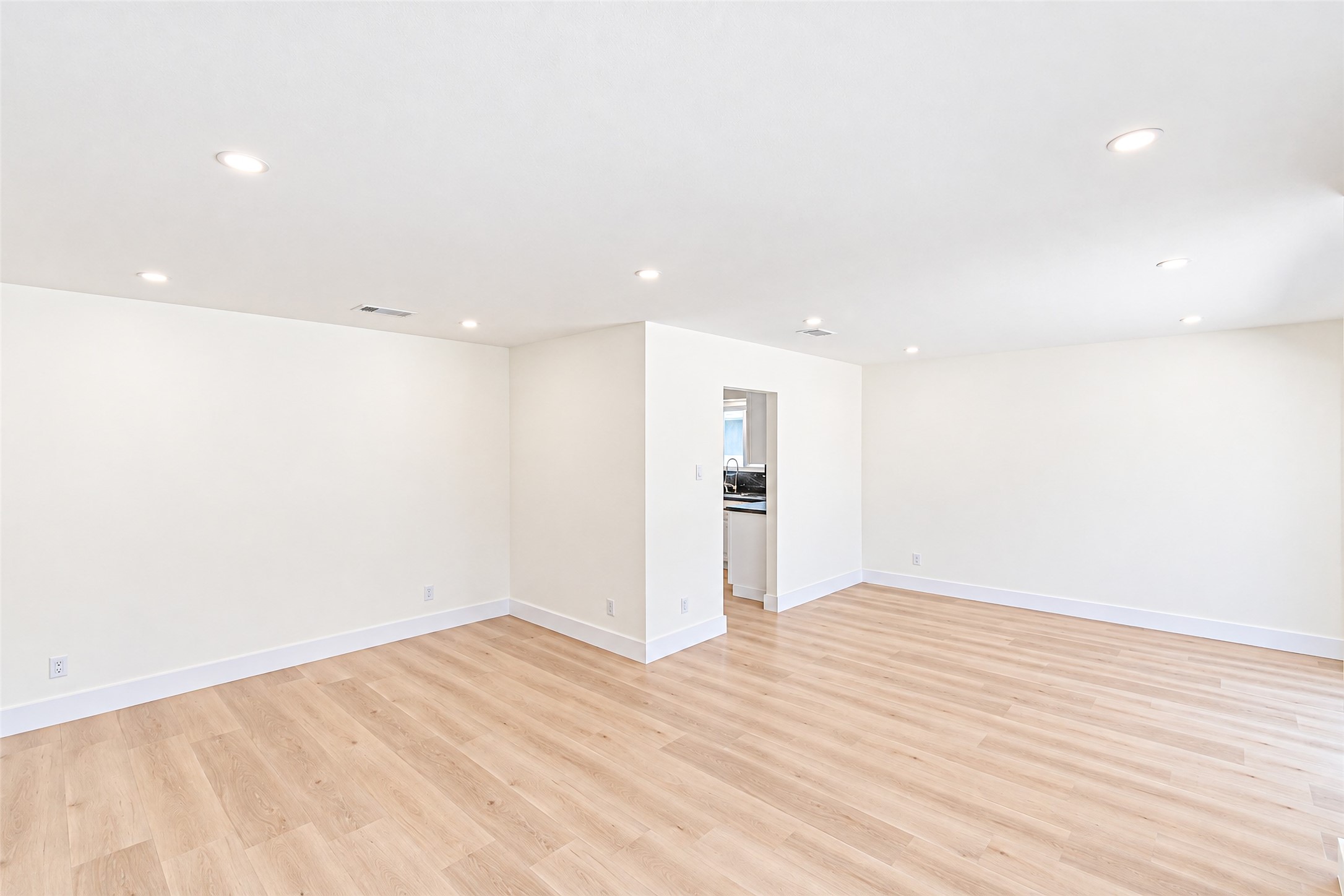 7623 Braes Meadow Drive Property Photo 10