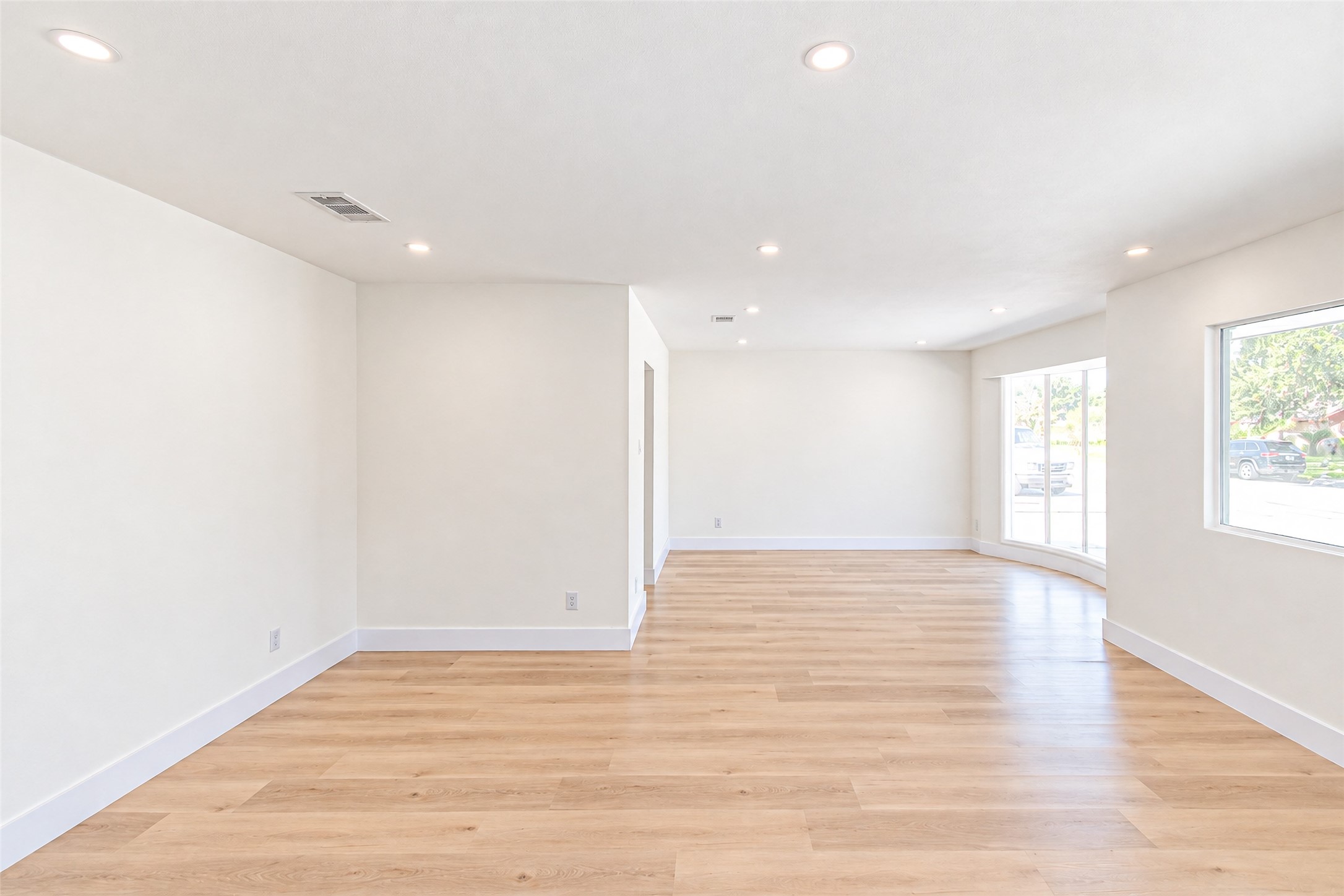 7623 Braes Meadow Drive Property Photo 11