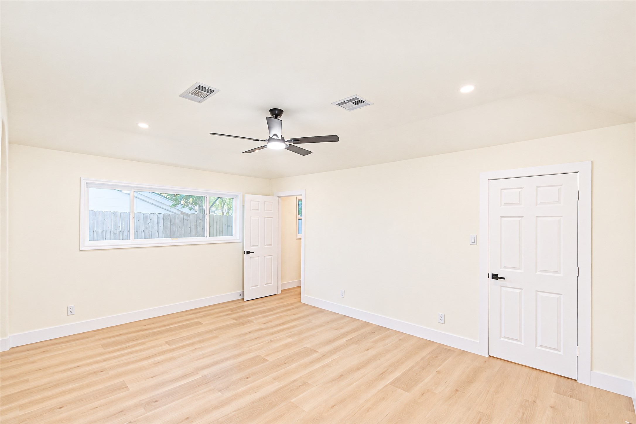 7623 Braes Meadow Drive Property Photo 28
