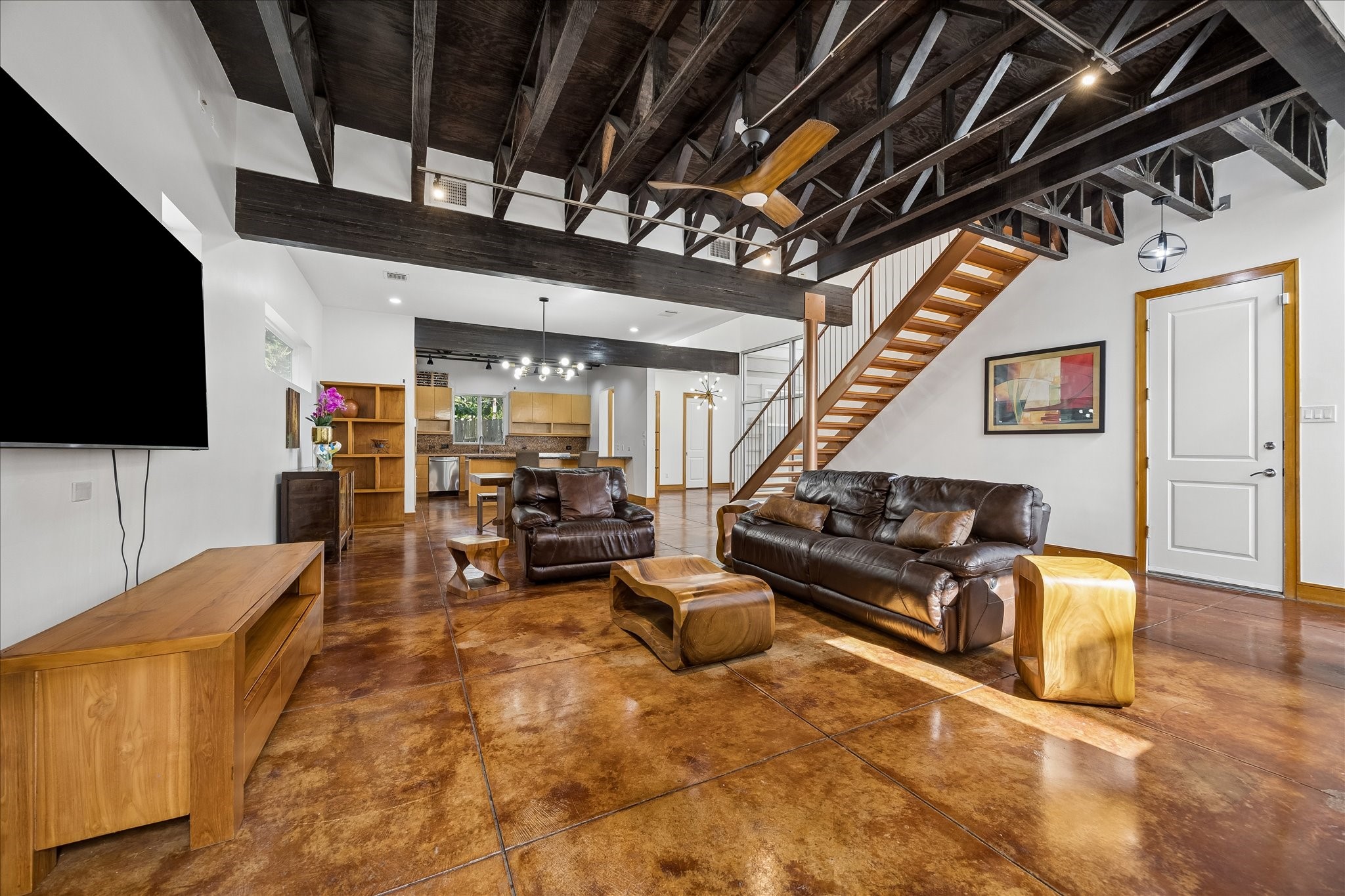 1711 W 13th Street Property Photo 5
