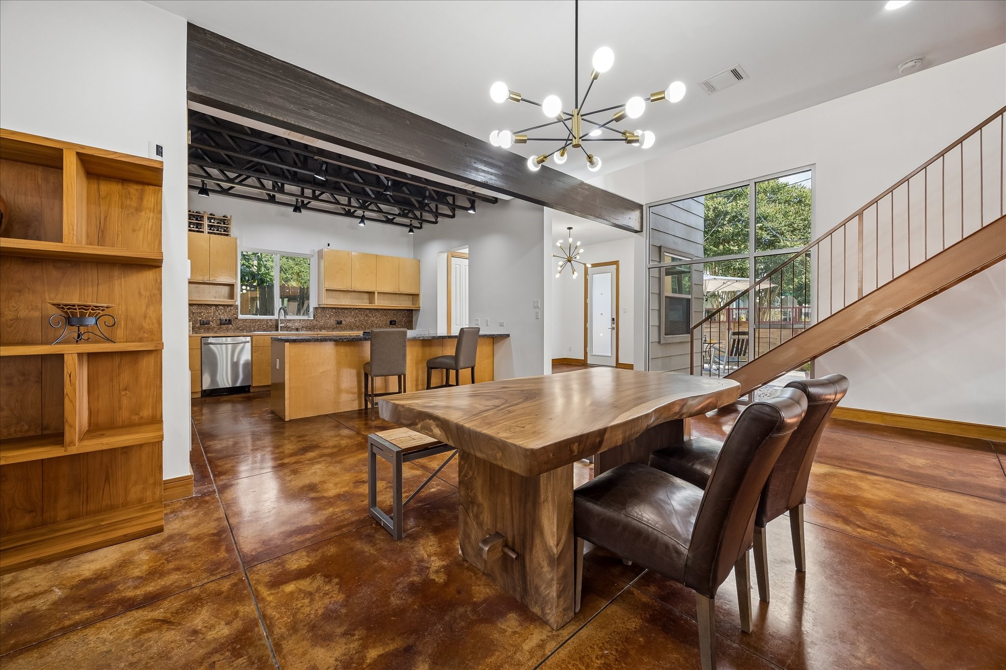 1711 W 13th Street Property Photo 7