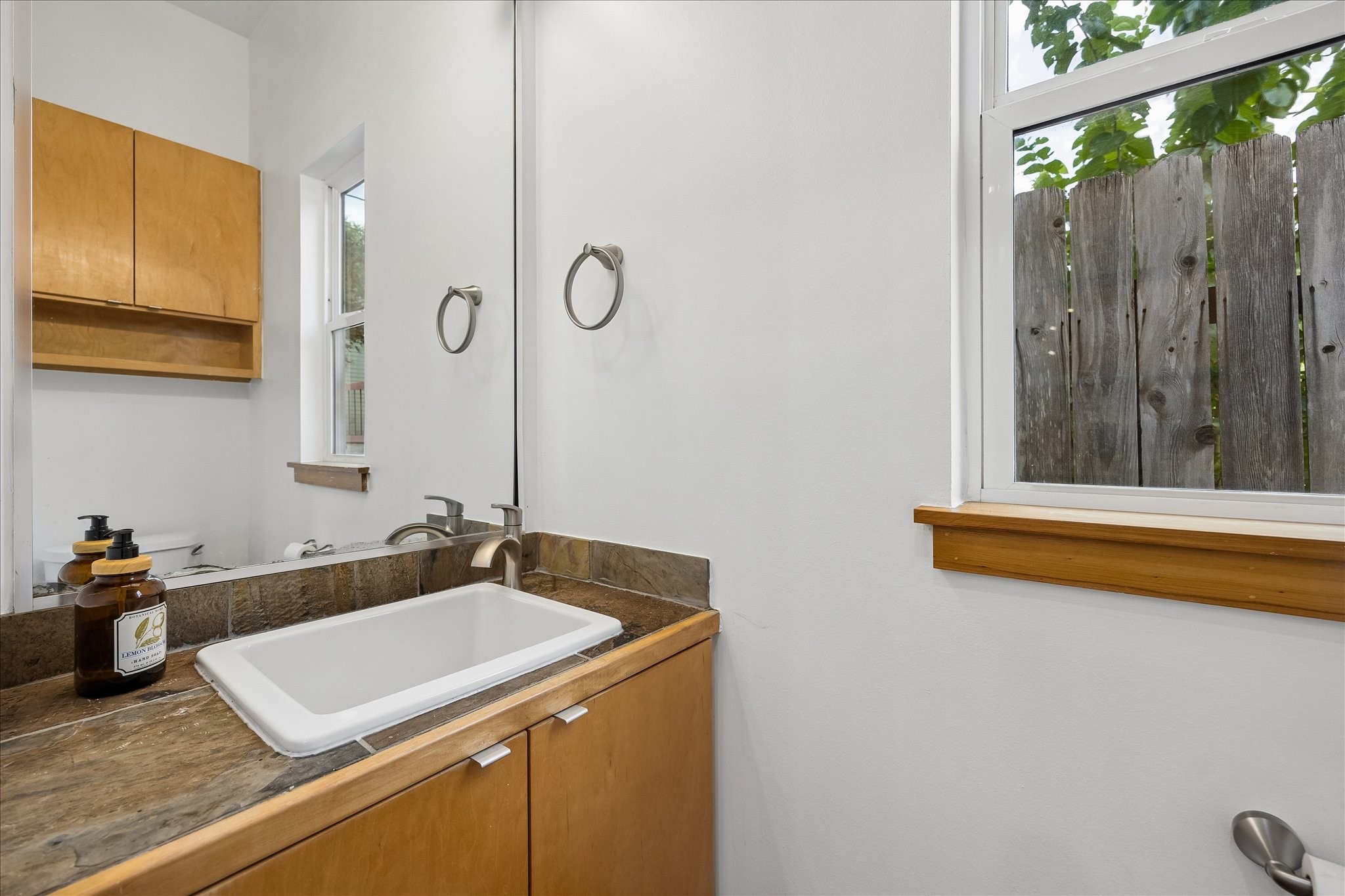 1711 W 13th Street Property Photo 12