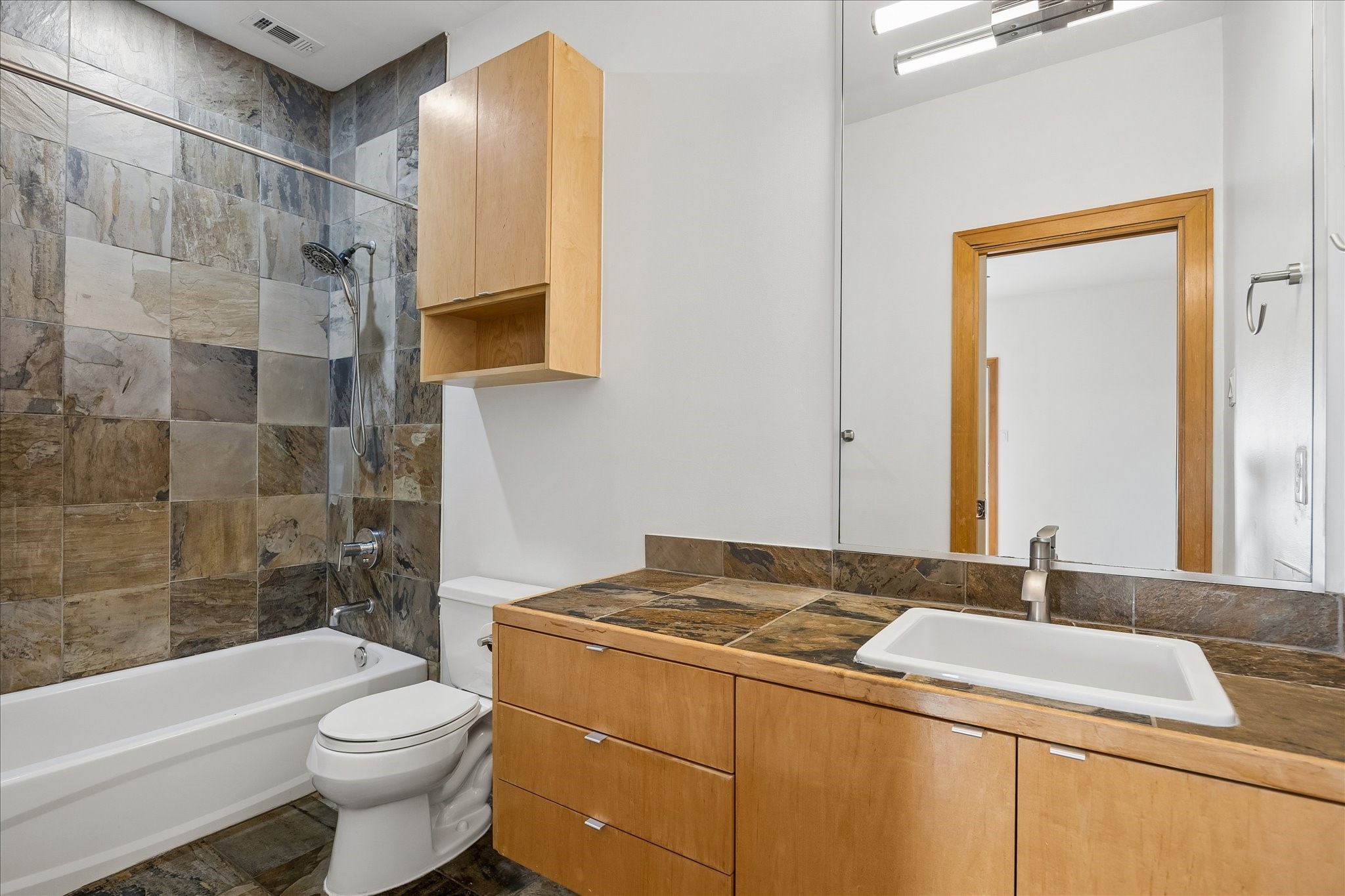 1711 W 13th Street Property Photo 22