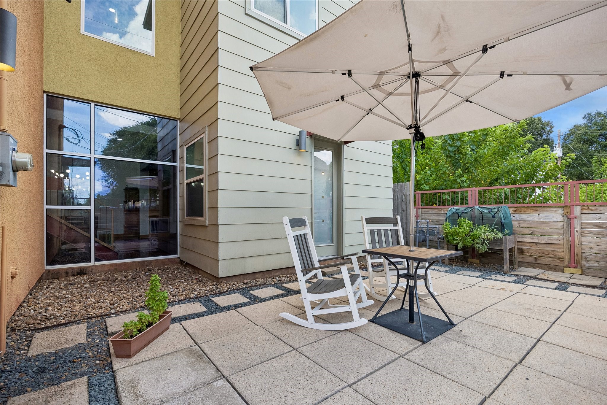 1711 W 13th Street Property Photo 28