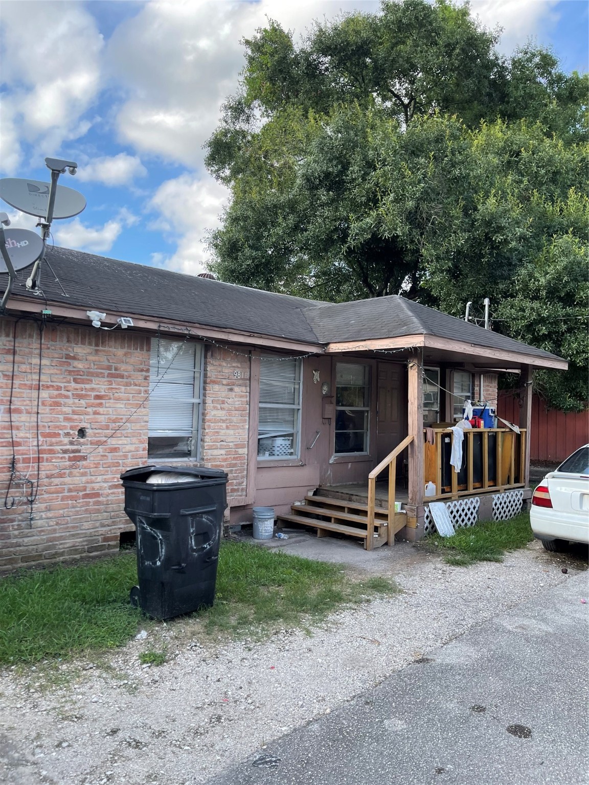 9816 Fulton St Street Property Photo 6