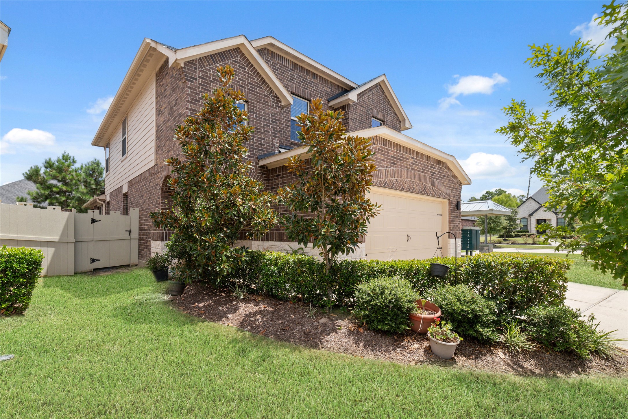 16451 Rosary Pea Place Property Photo 3