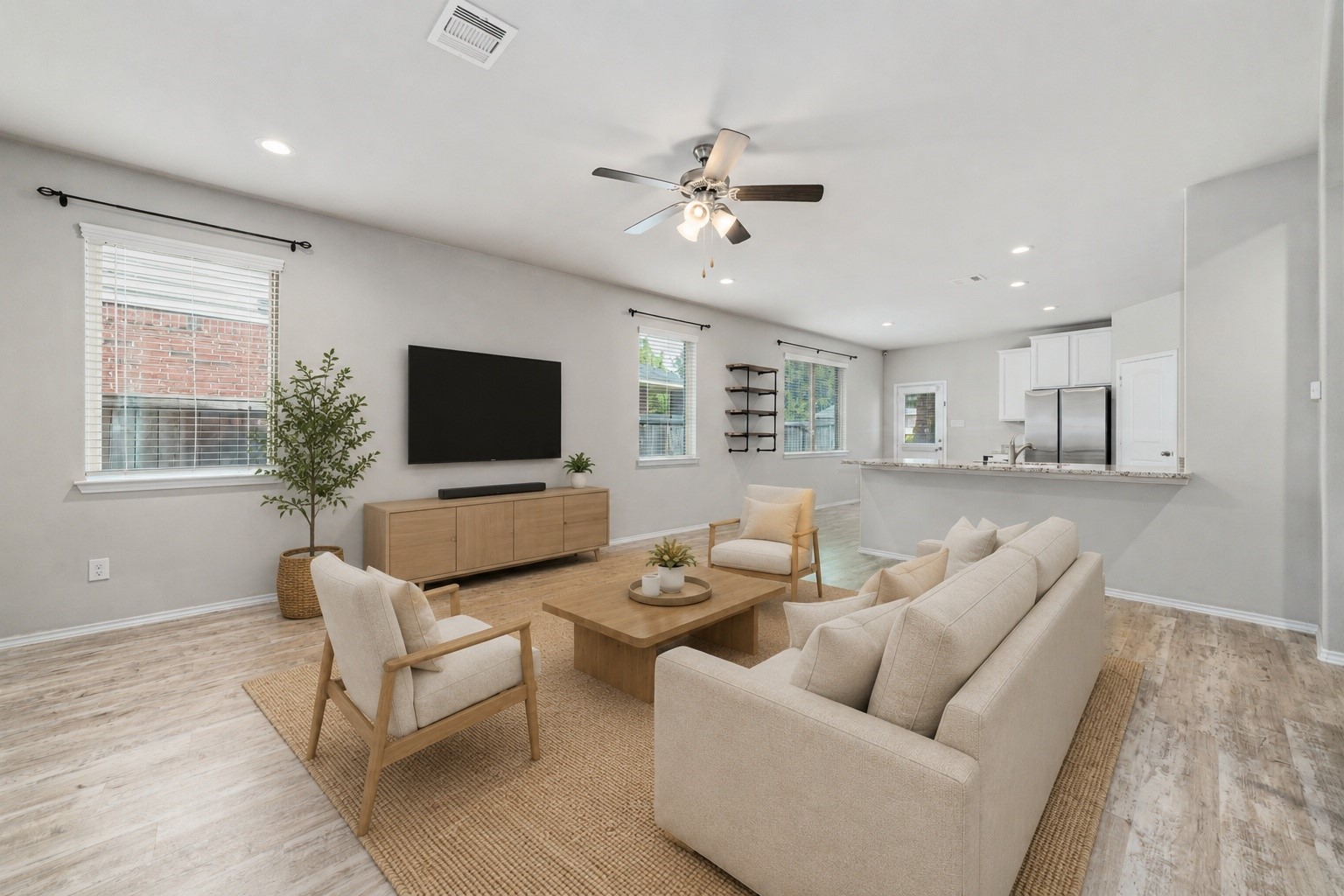 16451 Rosary Pea Place Property Photo 9