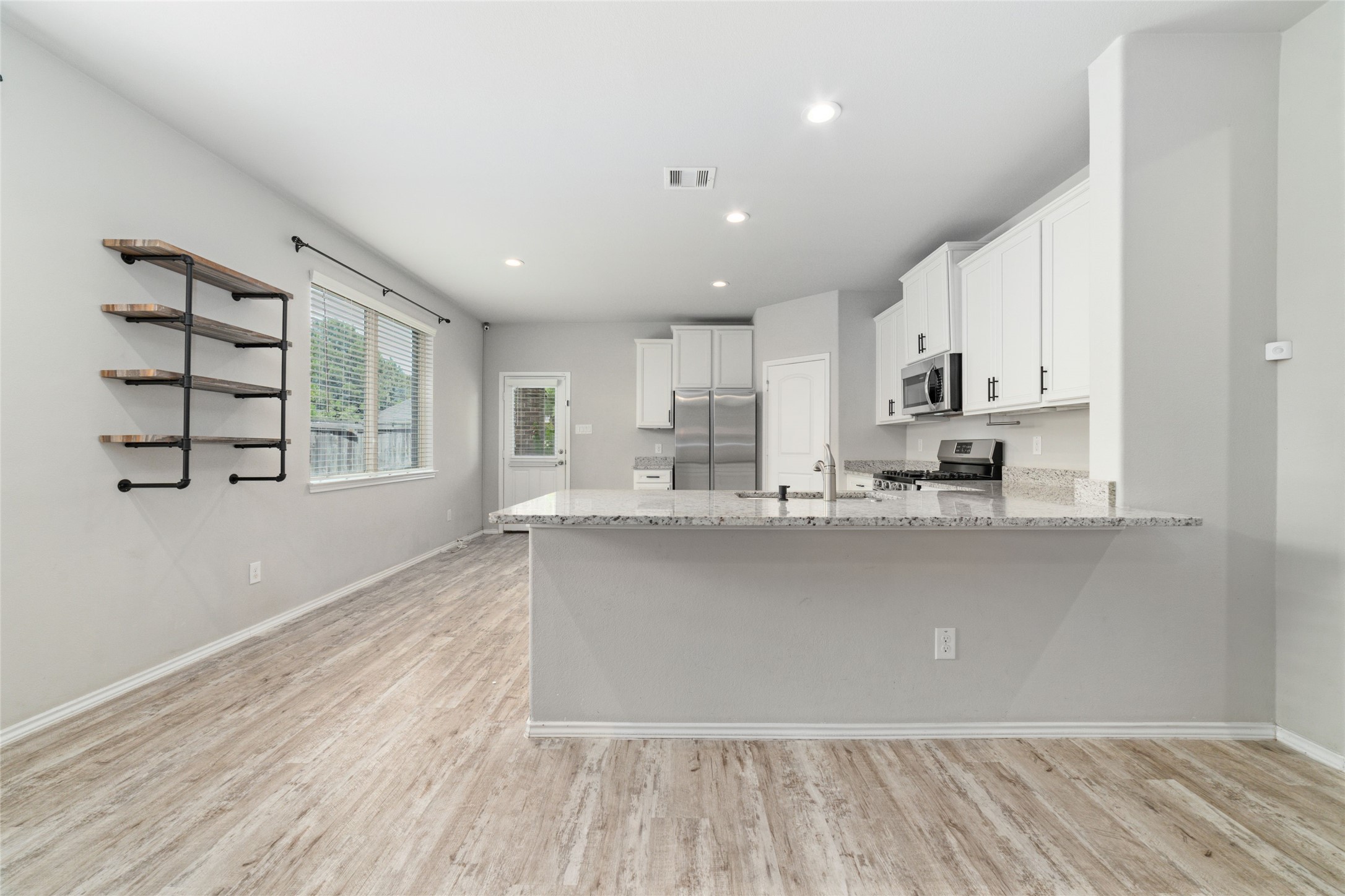 16451 Rosary Pea Place Property Photo 12