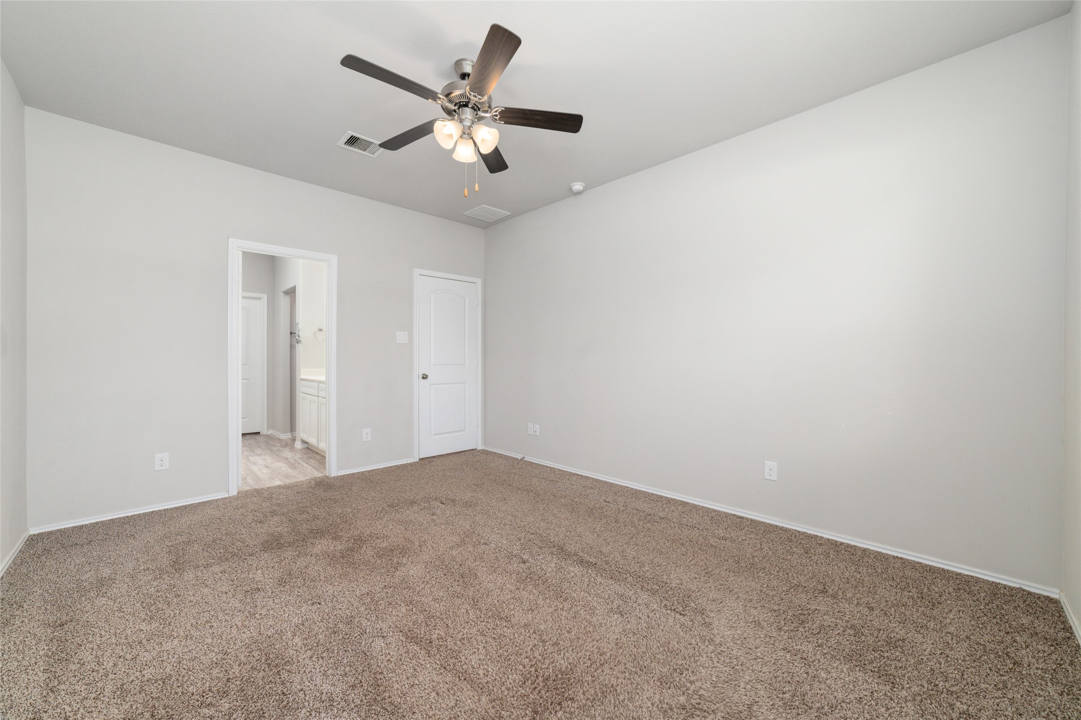 16451 Rosary Pea Place Property Photo 19
