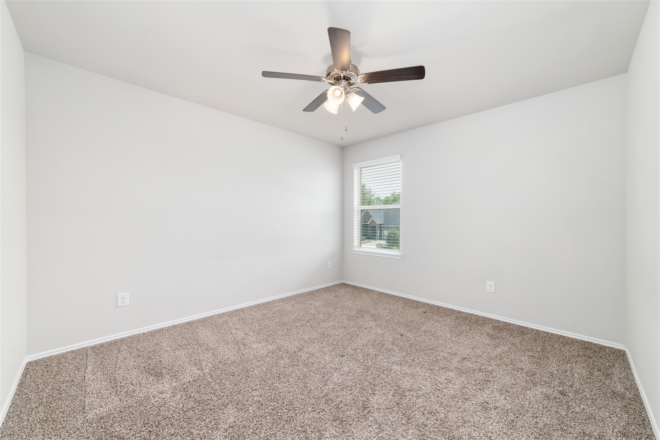 16451 Rosary Pea Place Property Photo 27